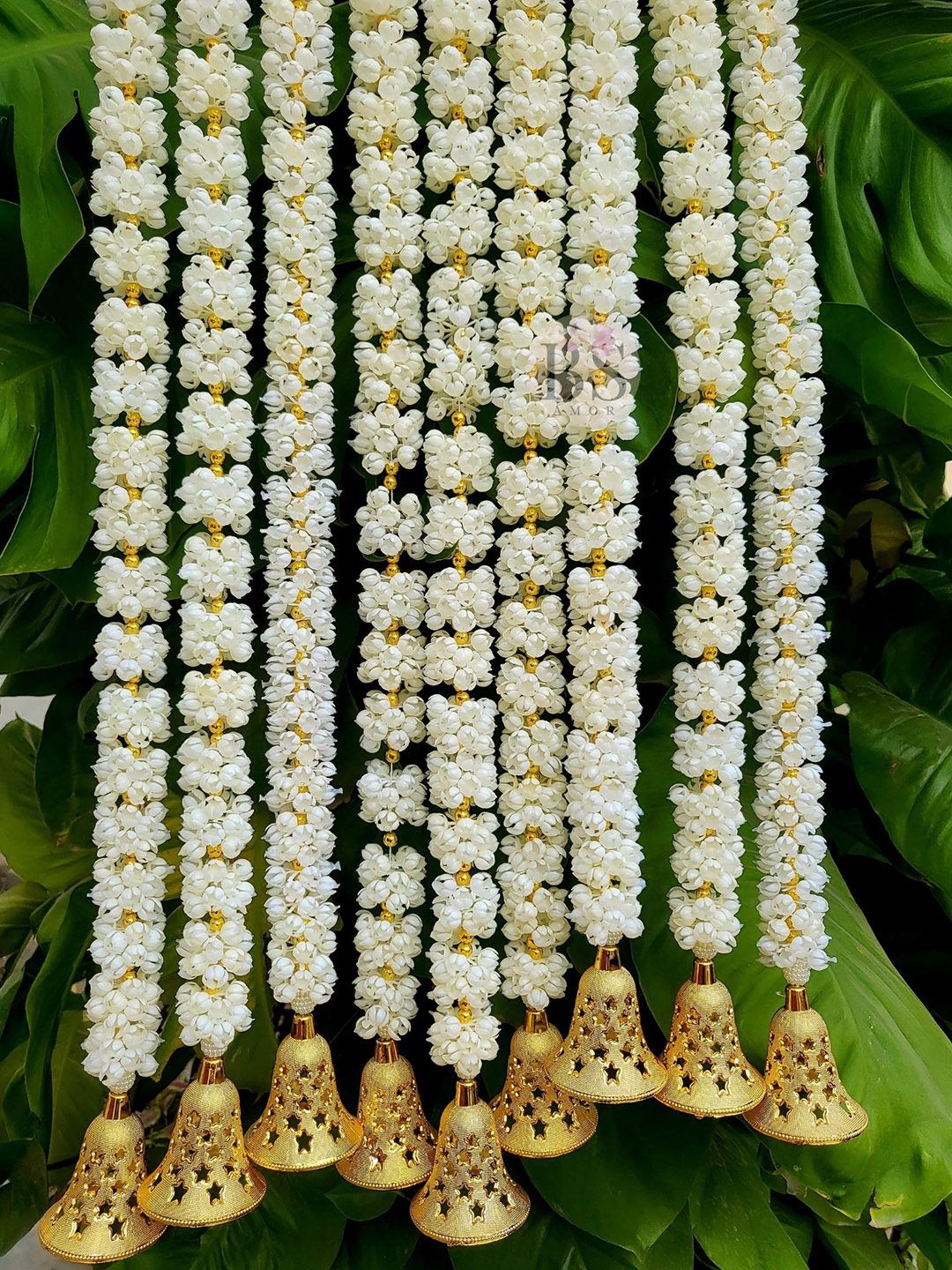 BS AMOR 6 Pcs White Artificial Flowers Toran