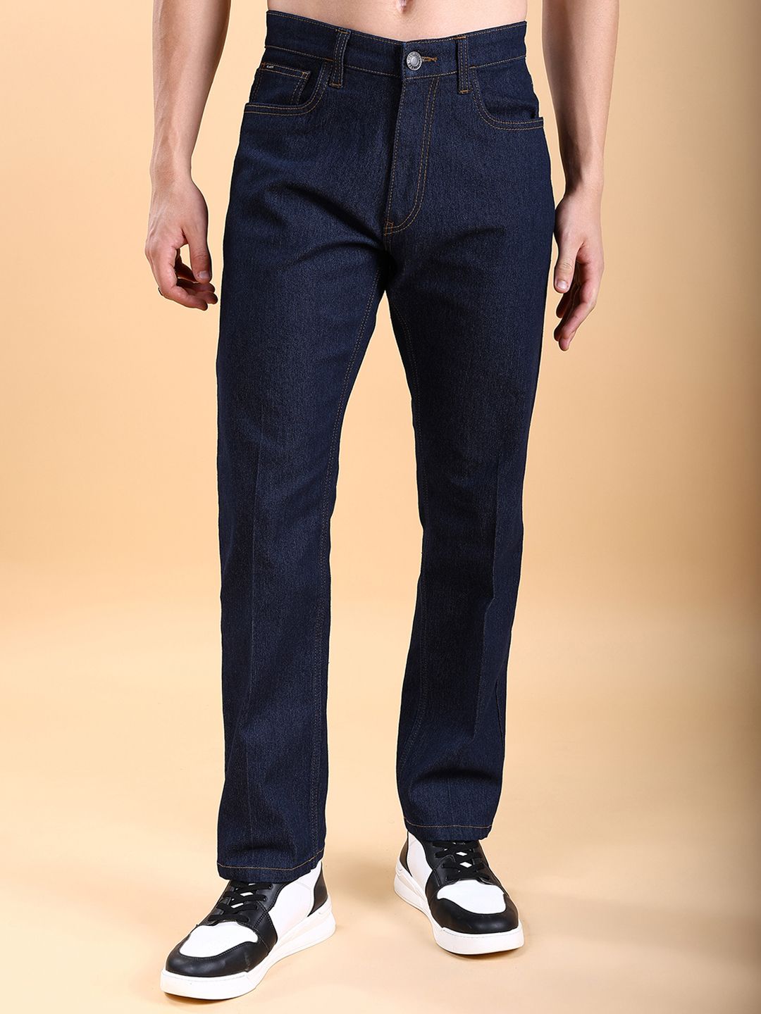 HIGHLANDER Men Straight Fit Clean Look Stretchable Jeans