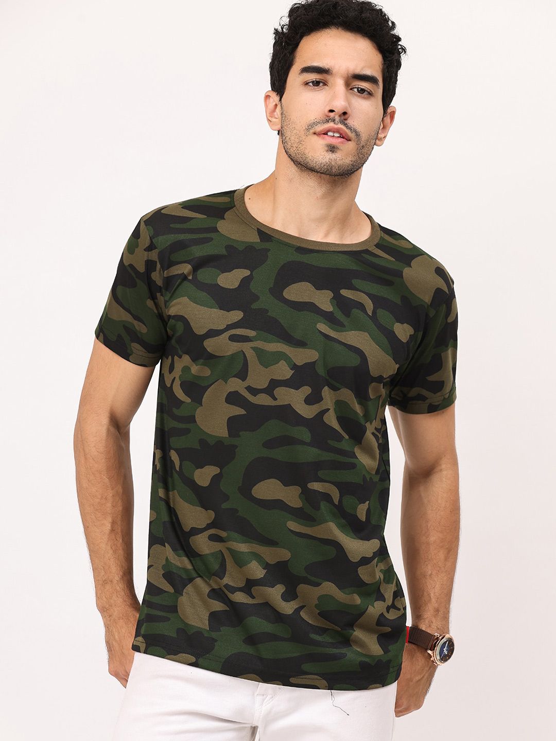 Leotude Camouflage Printed Round Neck T-shirt