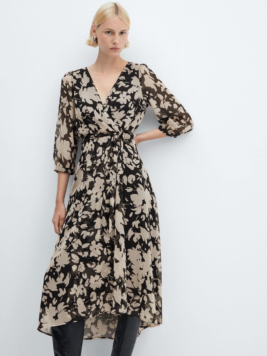 MANGO Floral Print Puff Sleeves Fit & Flare Midi Dress Price in India