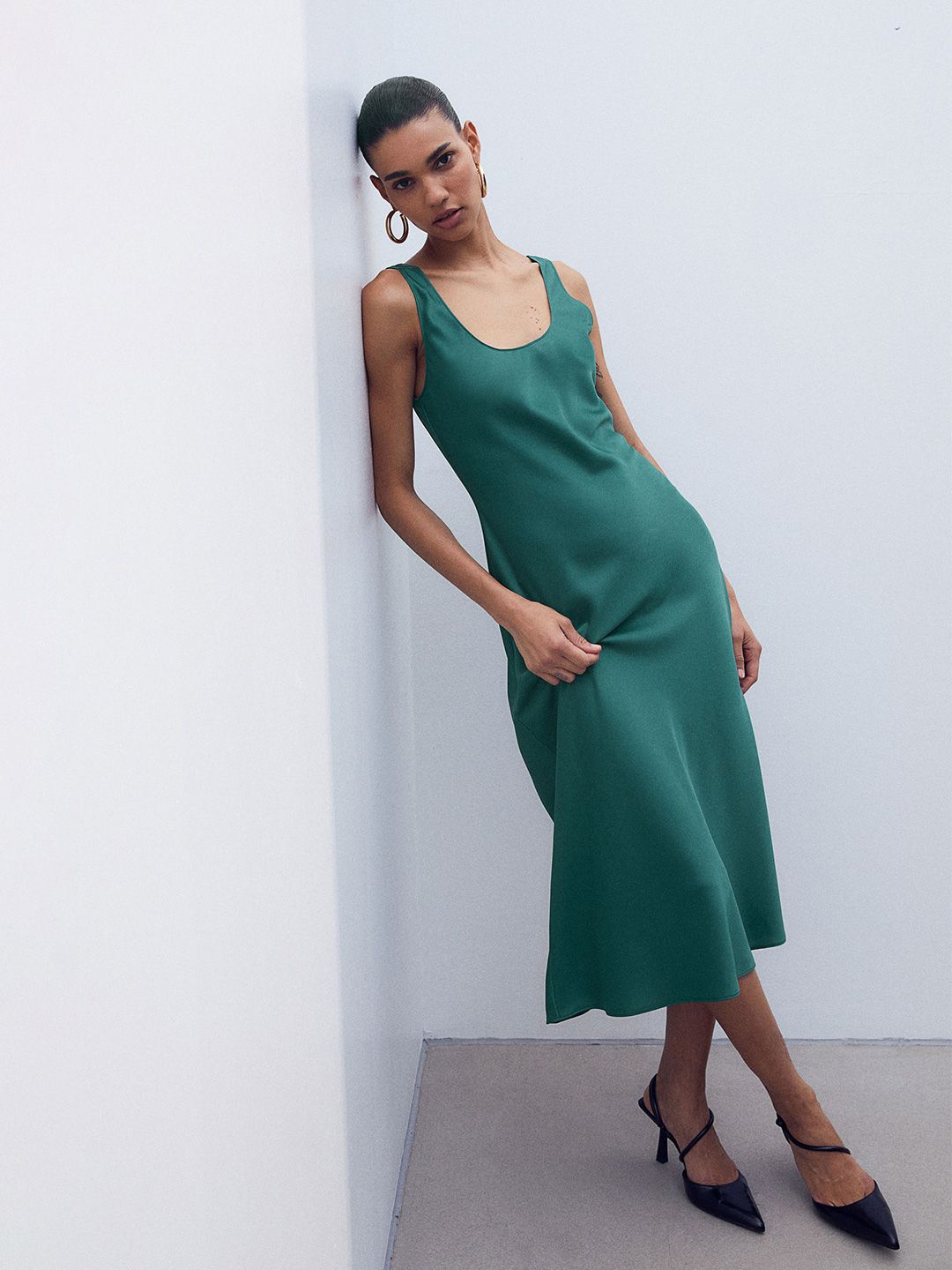 H&M Sleeveless Dress Price in India