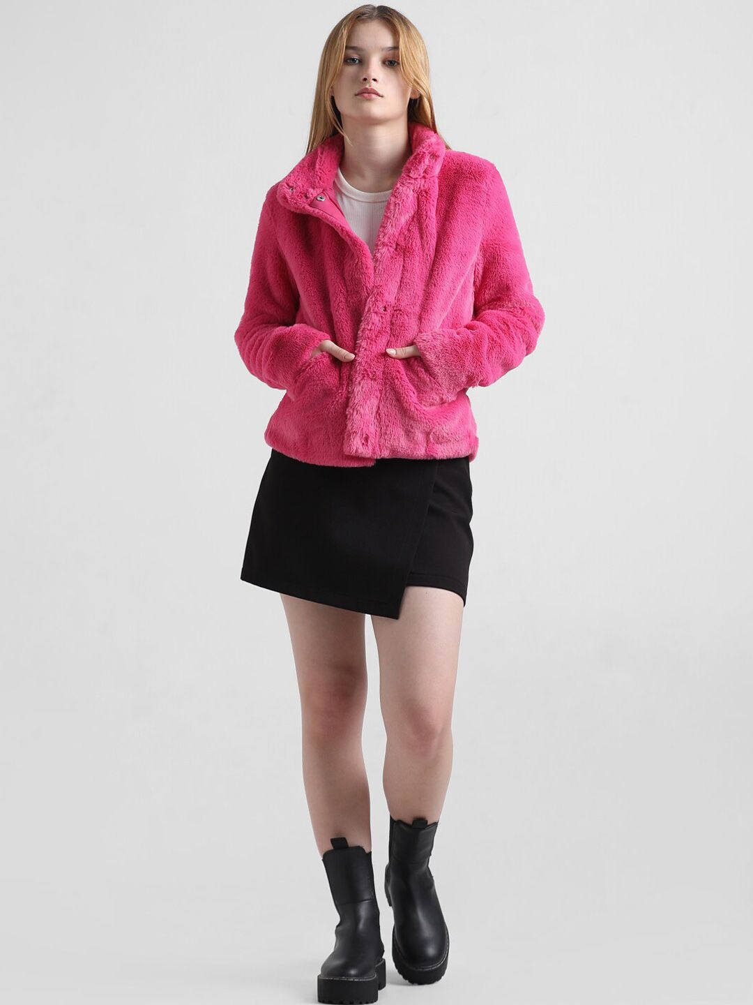 S fur jacket short (pink) Women's Pink Faux Fur Coats & Jackets