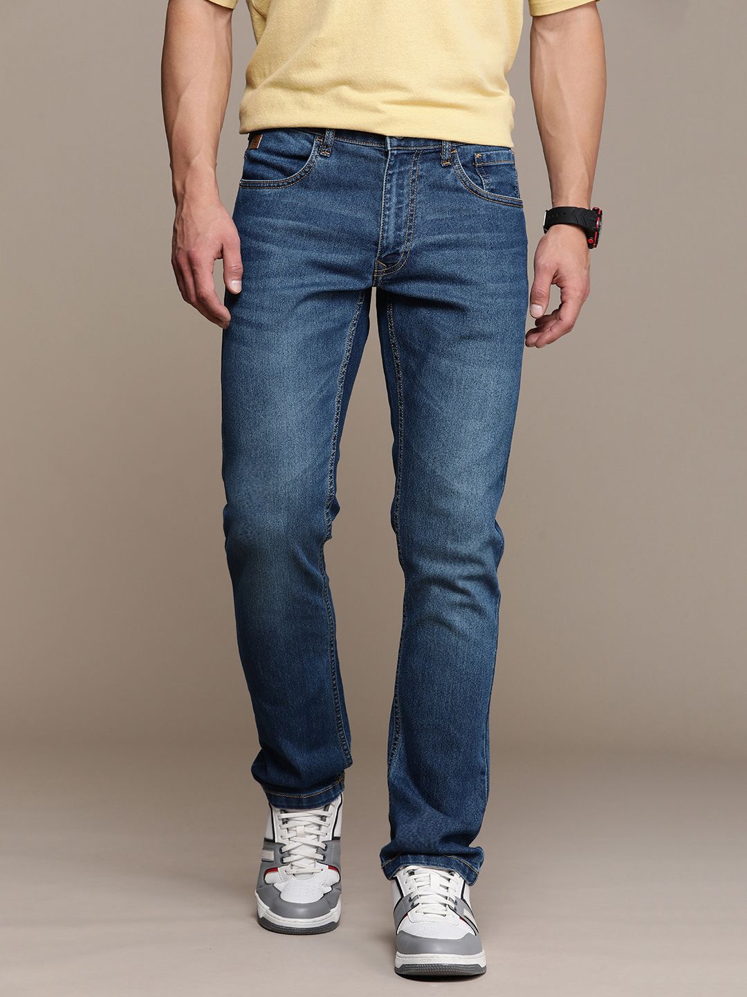 WROGN Men Light Fade Stretchable Jeans