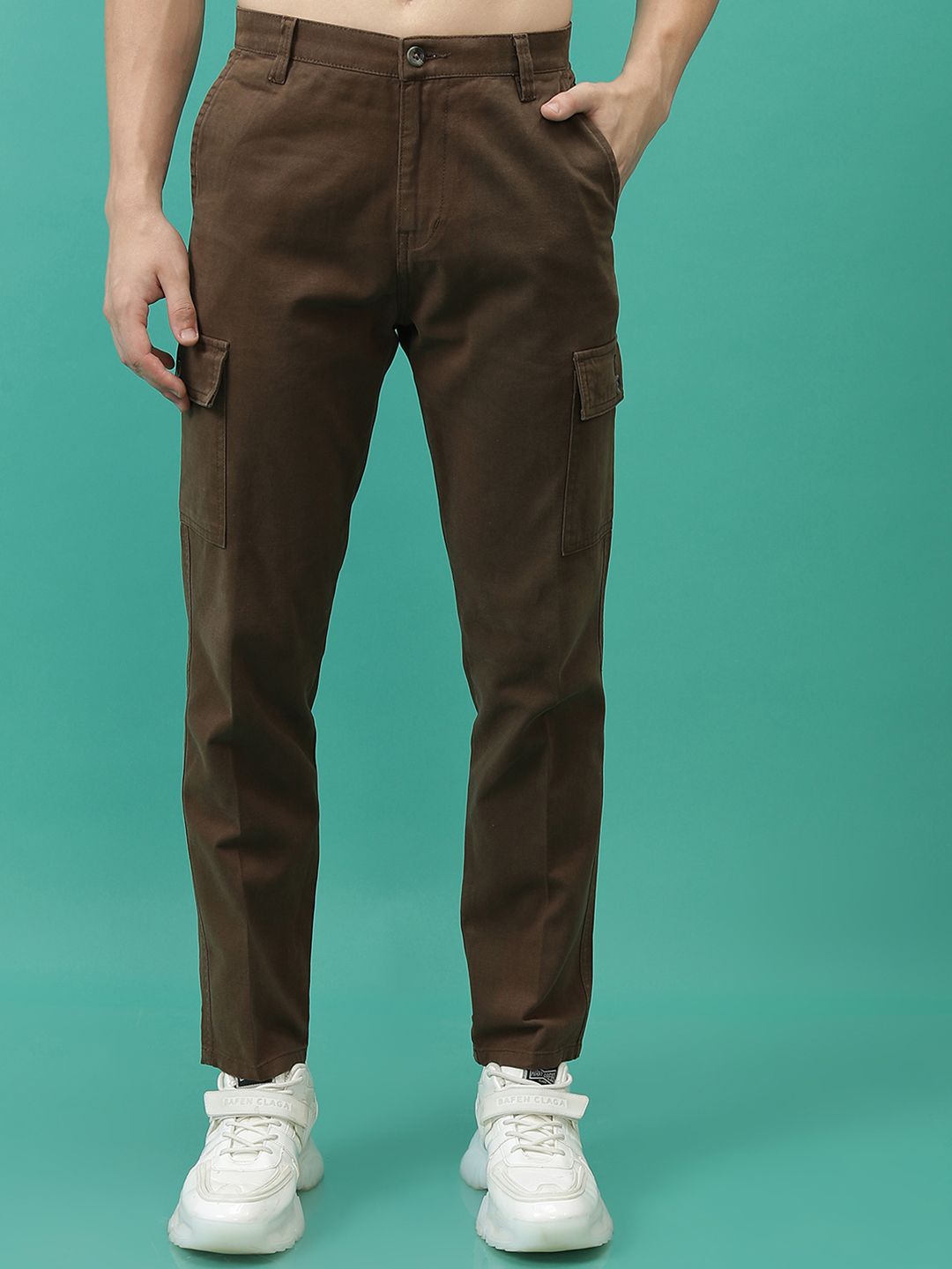HIGHLANDER Men Plain Mid-Rise Cotton Regular Fit Cargos