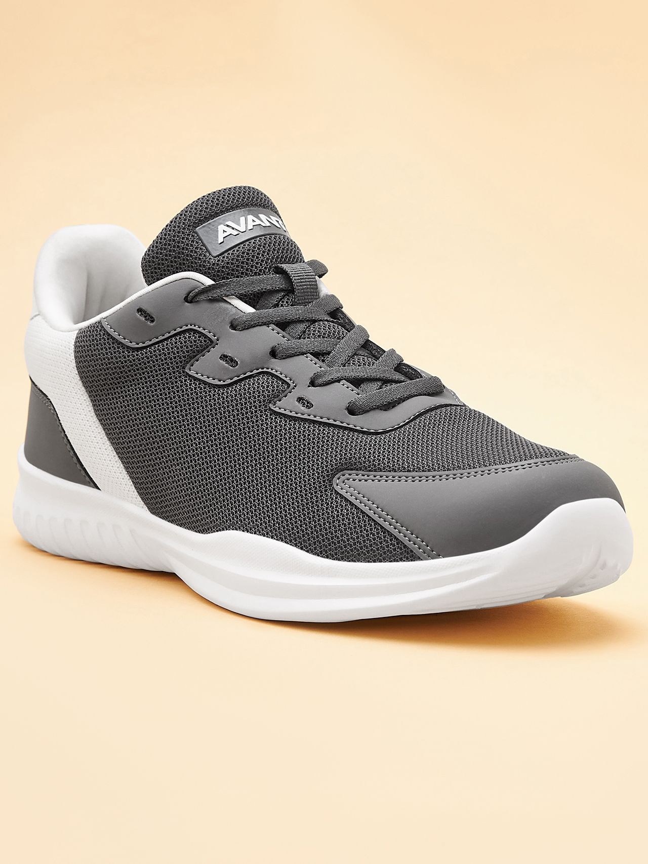 AVANT Men White Luxe Lightweight Mesh Training or Gym Shoes