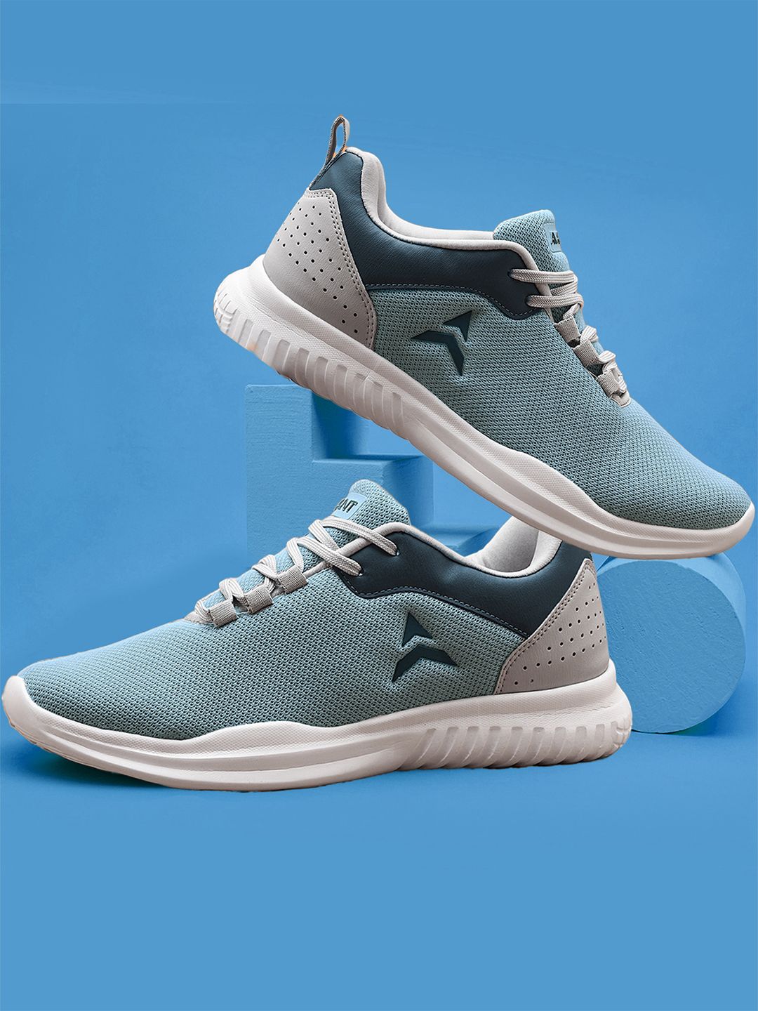 AVANT Men Blue Pulse Mesh Training or Gym Shoes