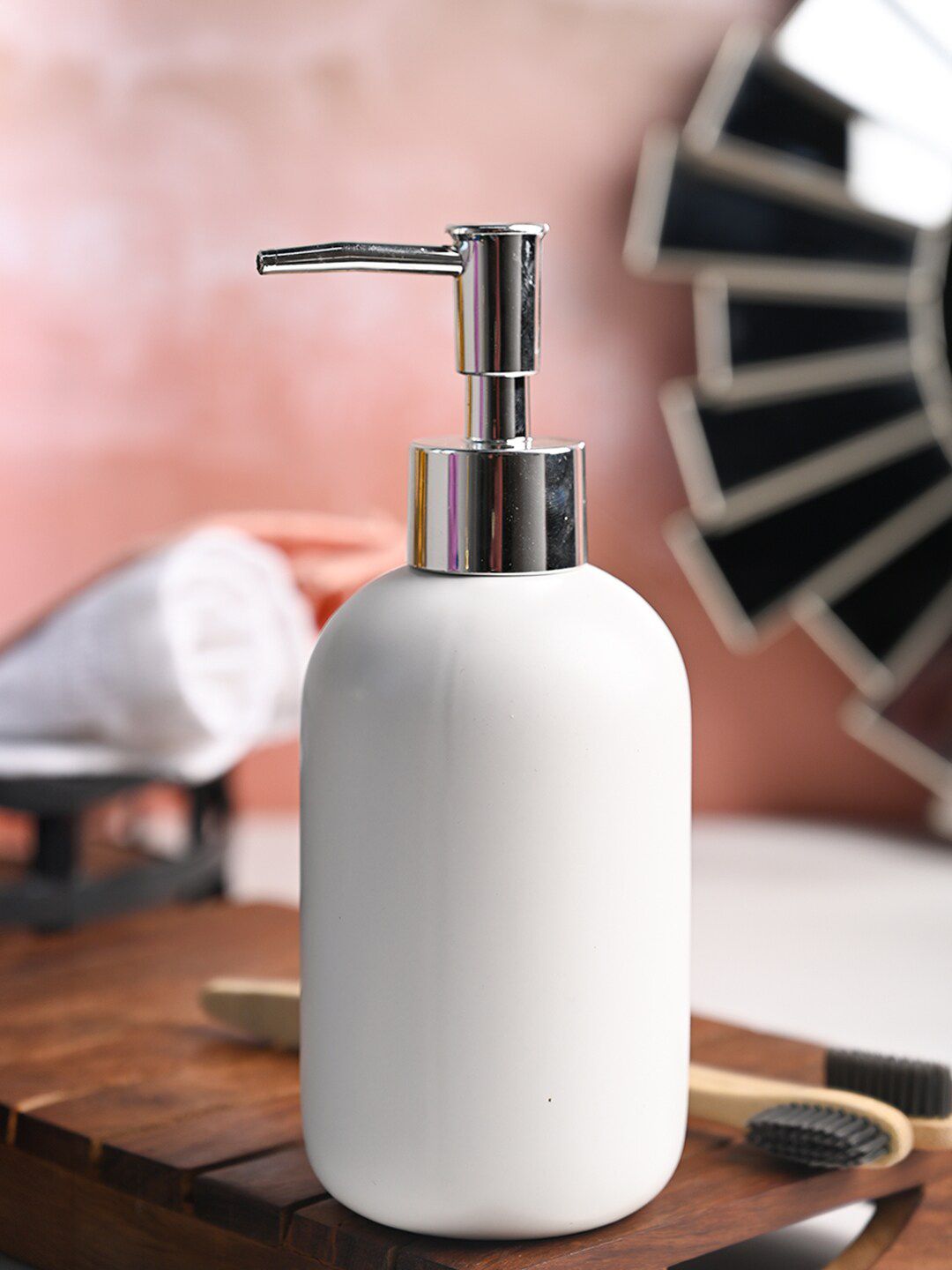 MARKET99 White & Silver Toned Ceramic Soap Dispenser - 350 ML