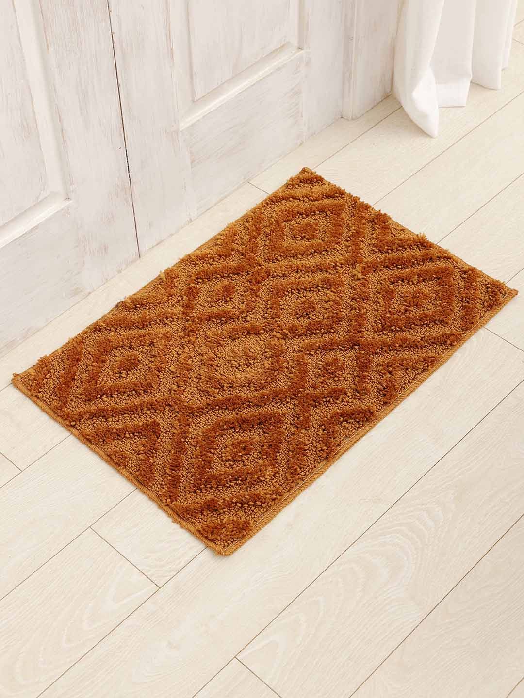 Ariana Metallic-color Embossed 1600 GSM Microfiber Anti-Skid Bath Rug
