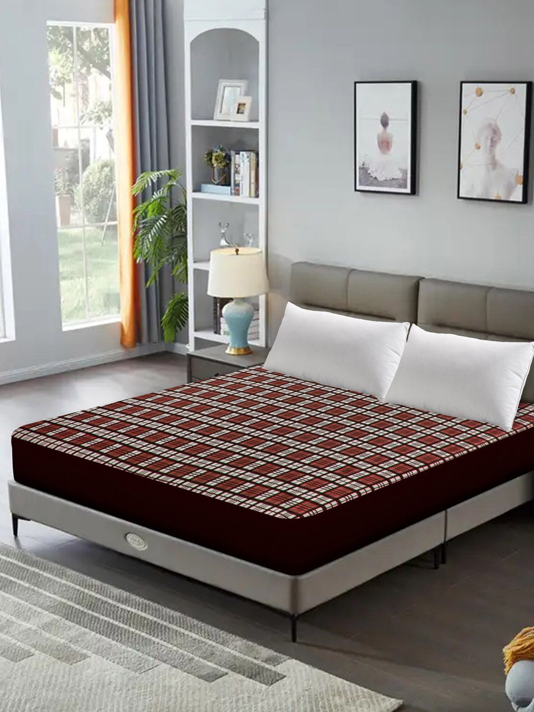 DREAM CARE Maroon & White Checked Breathable Mattress Protector
