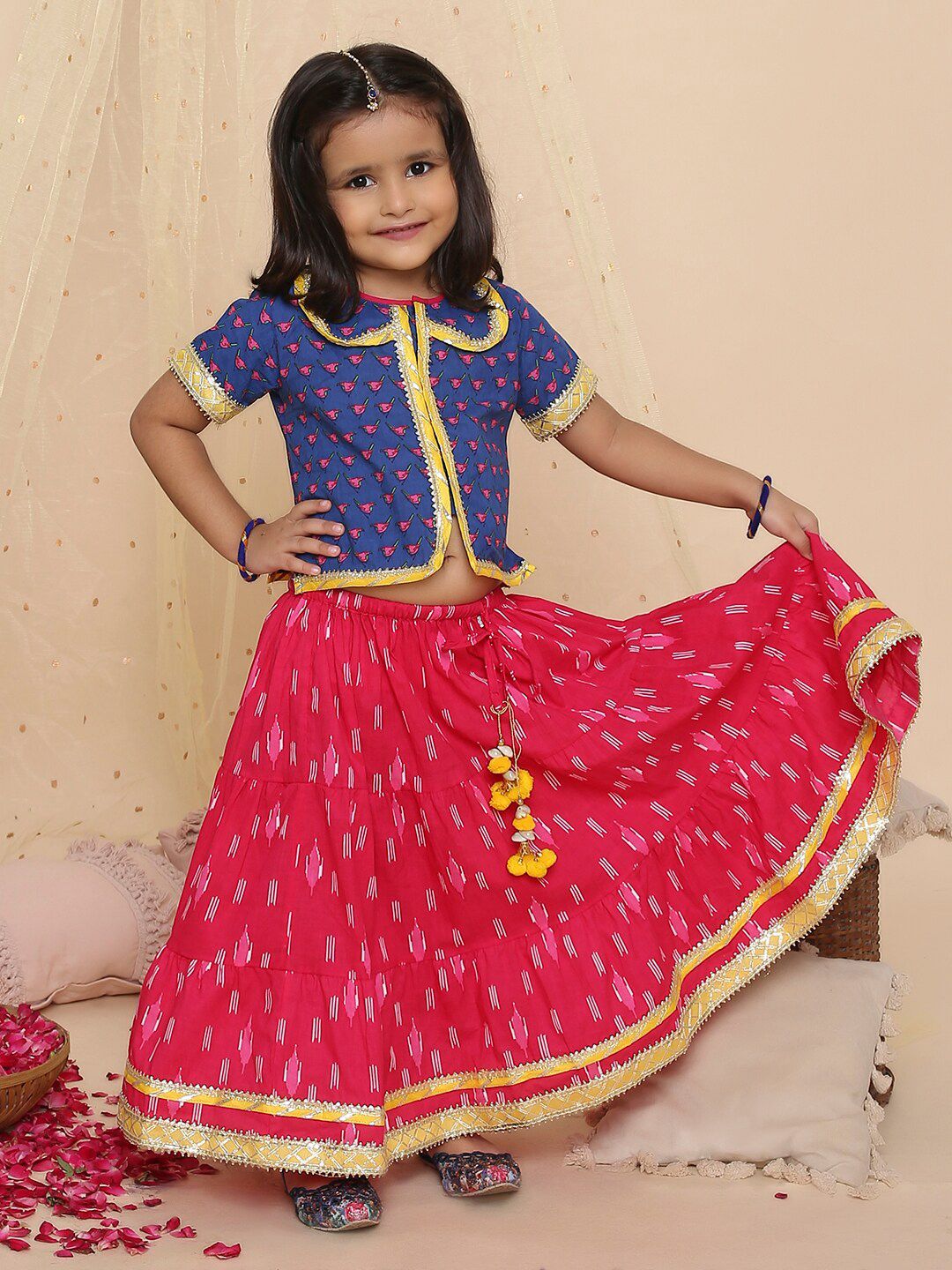 KID1 Girls Ethnic Motif Printed Cotton Ready to Wear Lehenga & Blouse Price in India