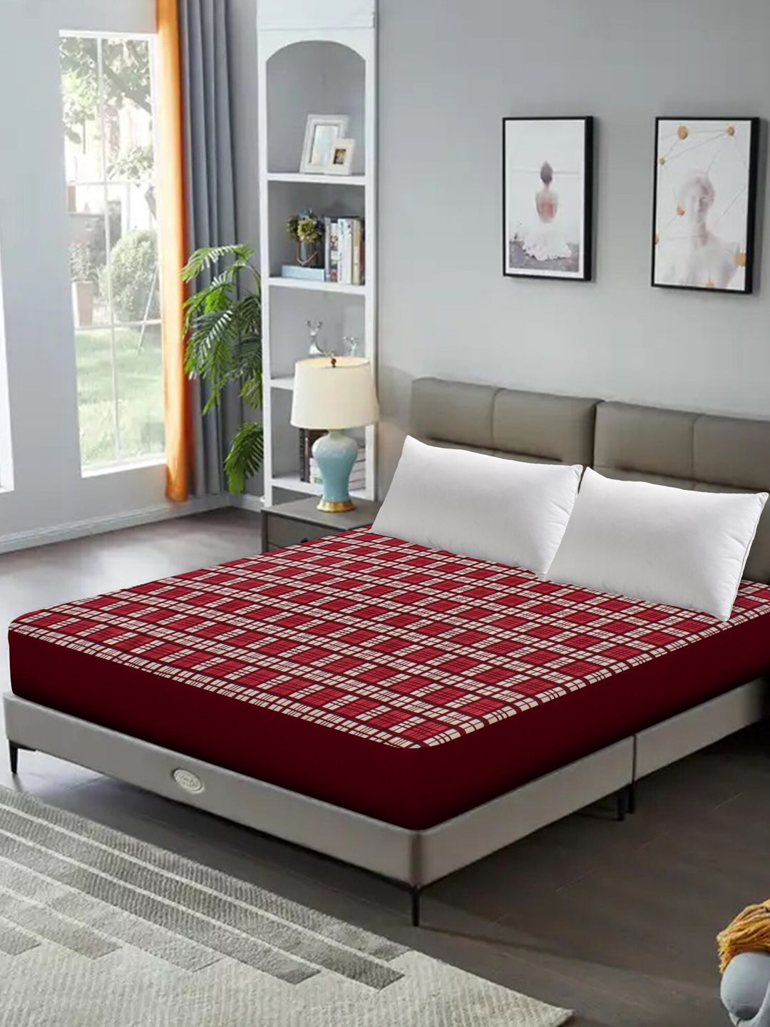 DREAM CARE Maroon & White Checked Stretchable Queen Mattress Protector