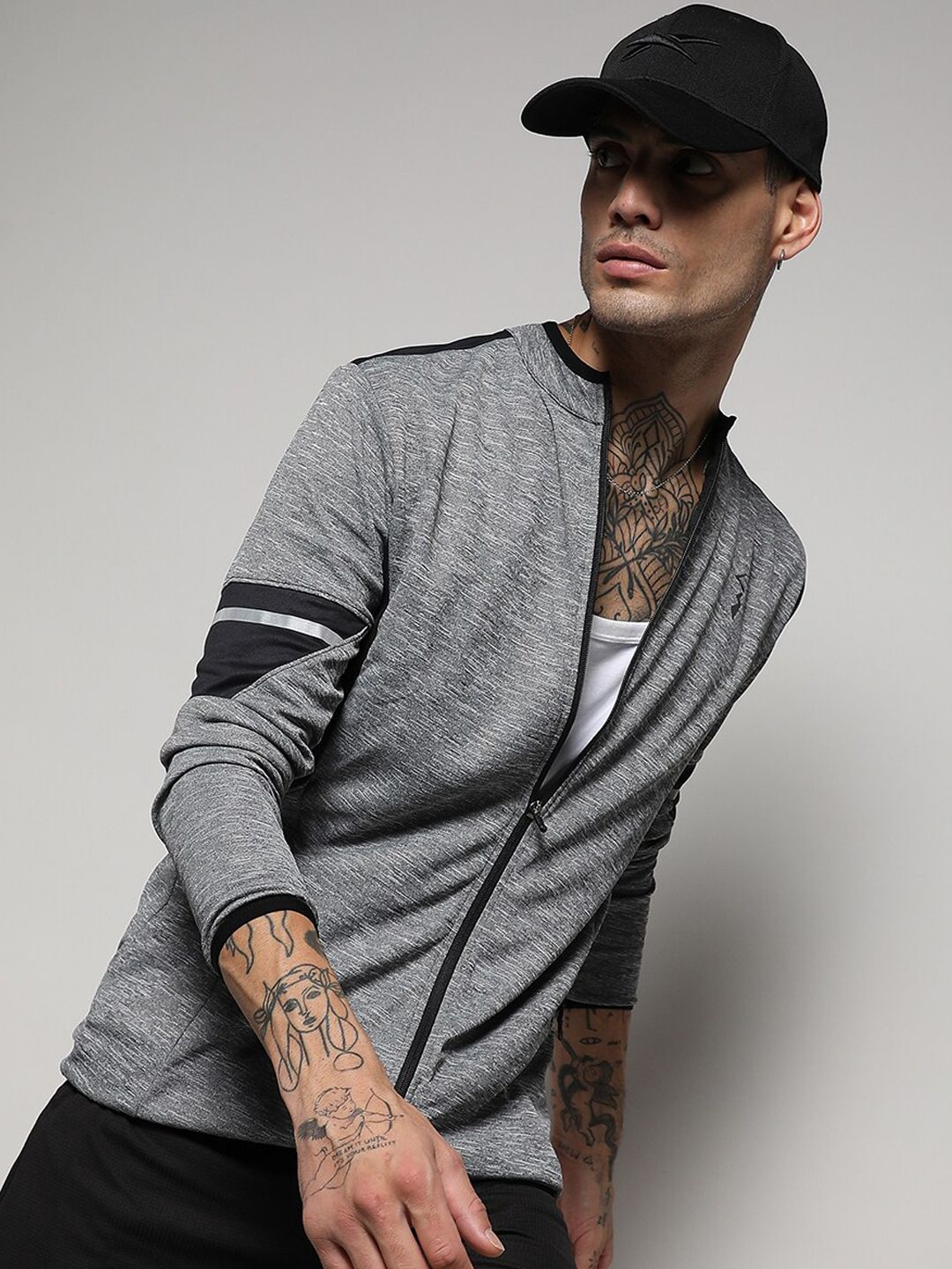 CAHOOT Men Grey Windcheater Sporty Jacket