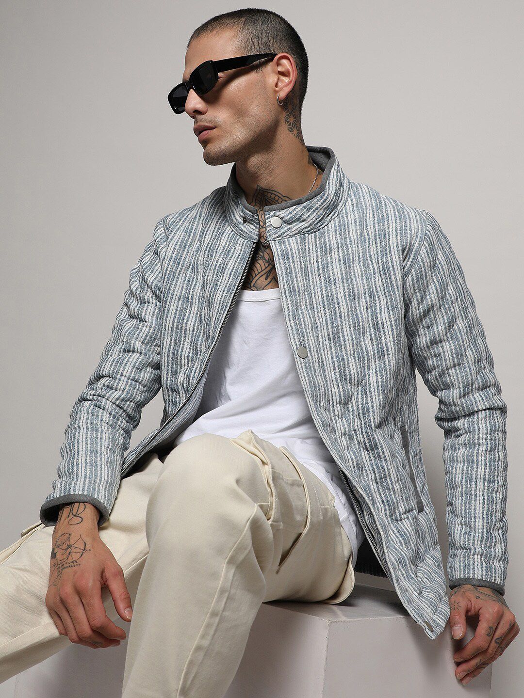 CAHOOT Men White Striped Stand Collar Windcheater Quilted Jacket