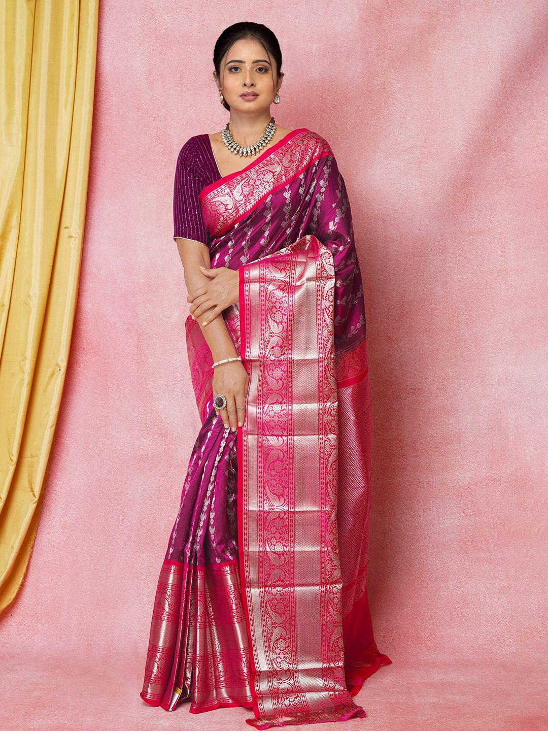 Unnati Silks Ethnic Motifs Woven Design Zari Kanjeevaram Saree