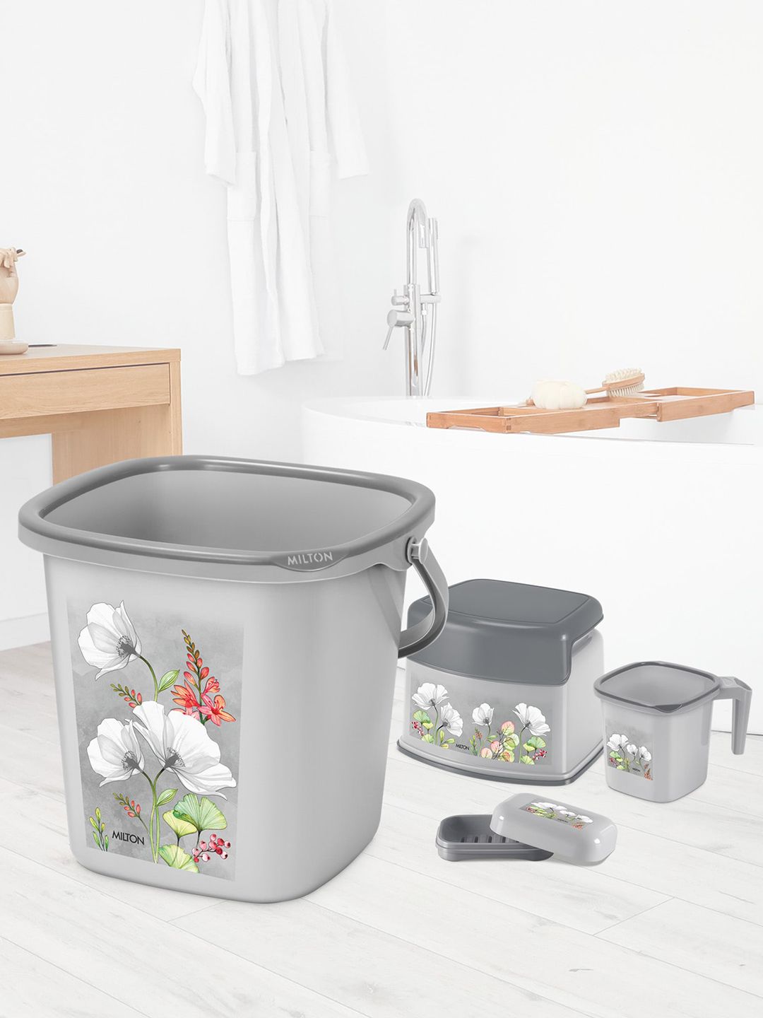 Milton 4 Piece Bathroom Set 18 Litre Bucket with Stool Mug & Soap Case