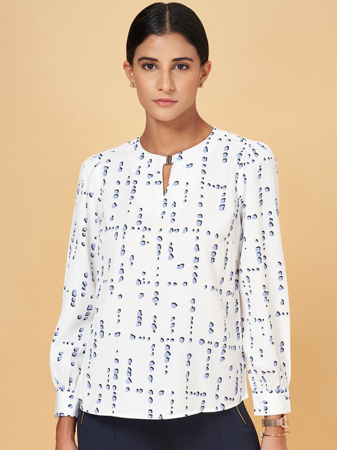 Annabelle by Pantaloons Geometric Printed Keyhole Neck Top