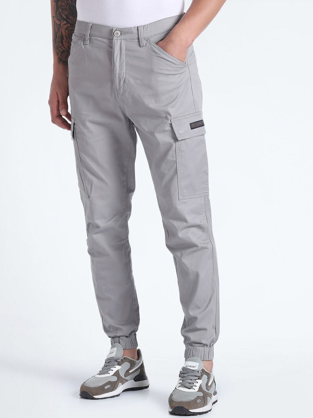 Flying Machine Men Slim Fit Cargos Trousers