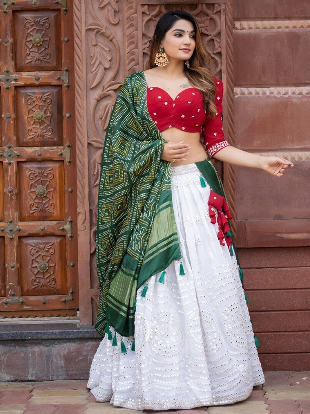 Ekta Textiles White & Green Embroidered Semi-Stitched Lehenga & Blouse With Dupatta