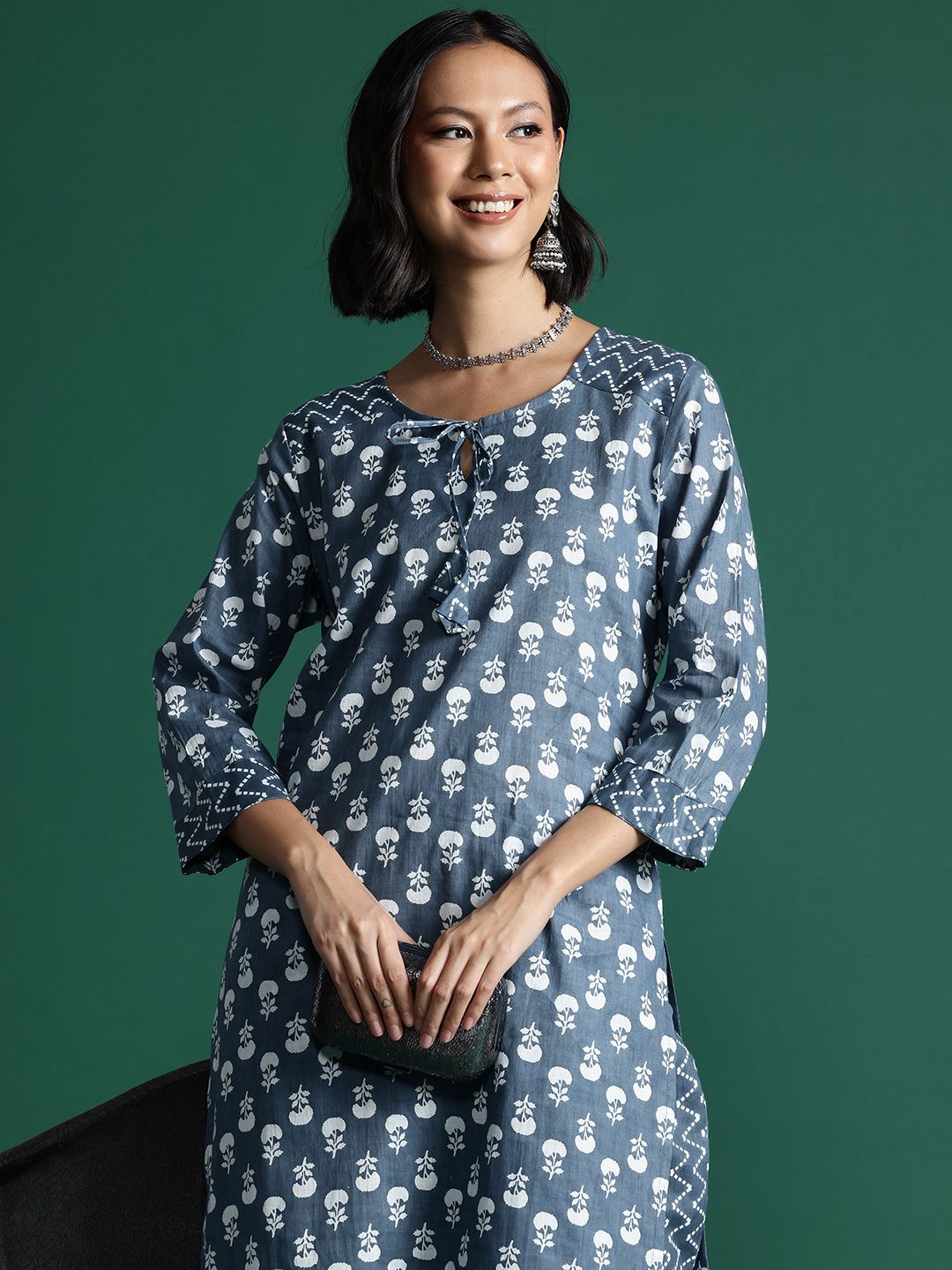 Sangria Floral Printed Regular Pure Cotton Kurta with Trousers Price in India