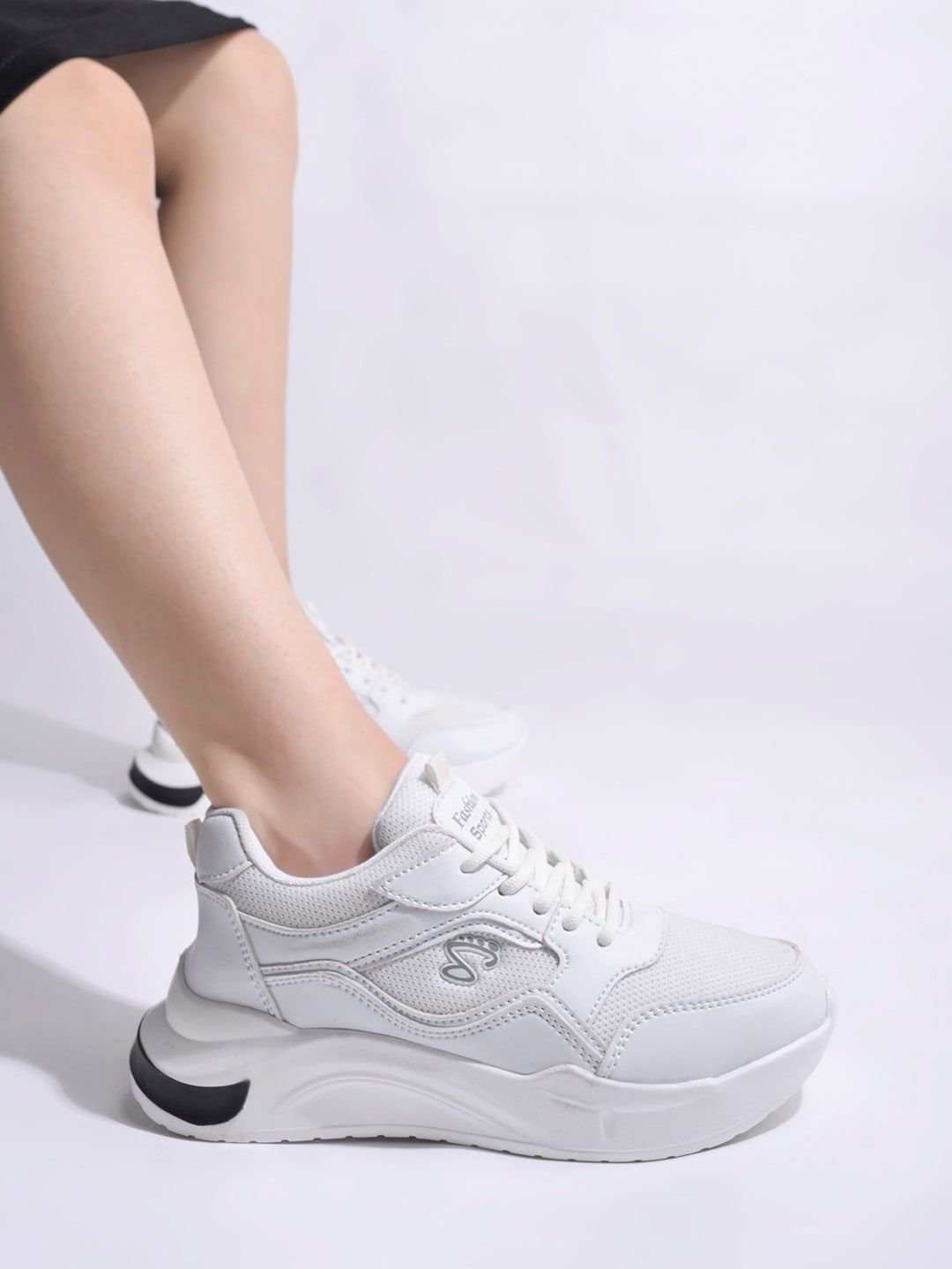 Shoetopia Women White Printed Sneakers