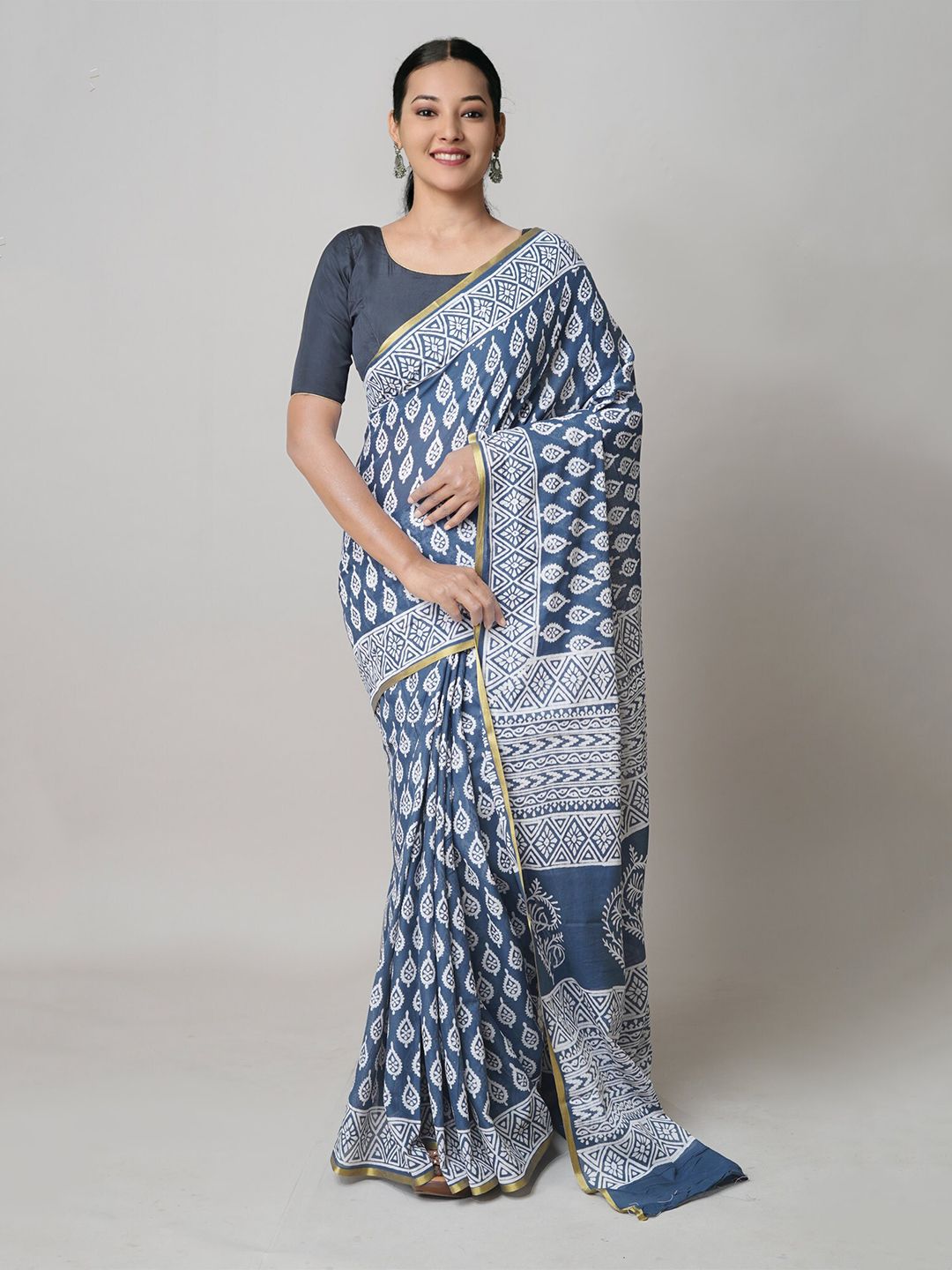 Unnati Silks Grey & White Ethnic Motifs Zari Pure Cotton Block Print Saree
