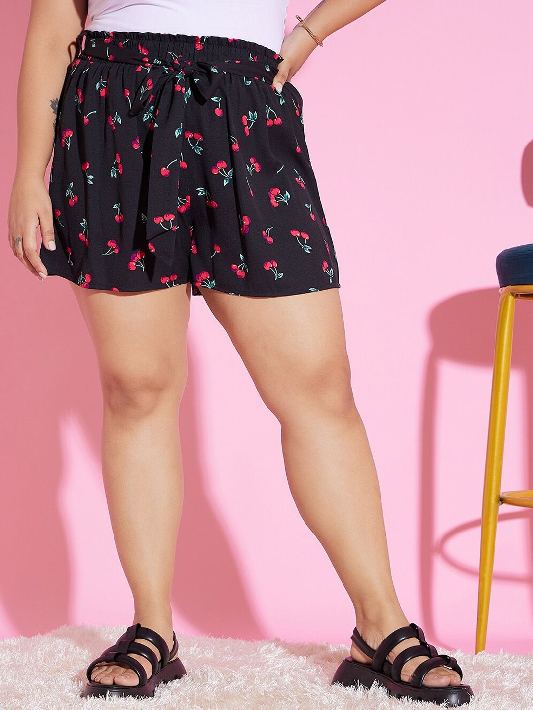 Berrylush Curve Plus Size Women Floral Printed High Rise Loose Fit Regular Shorts Price in India