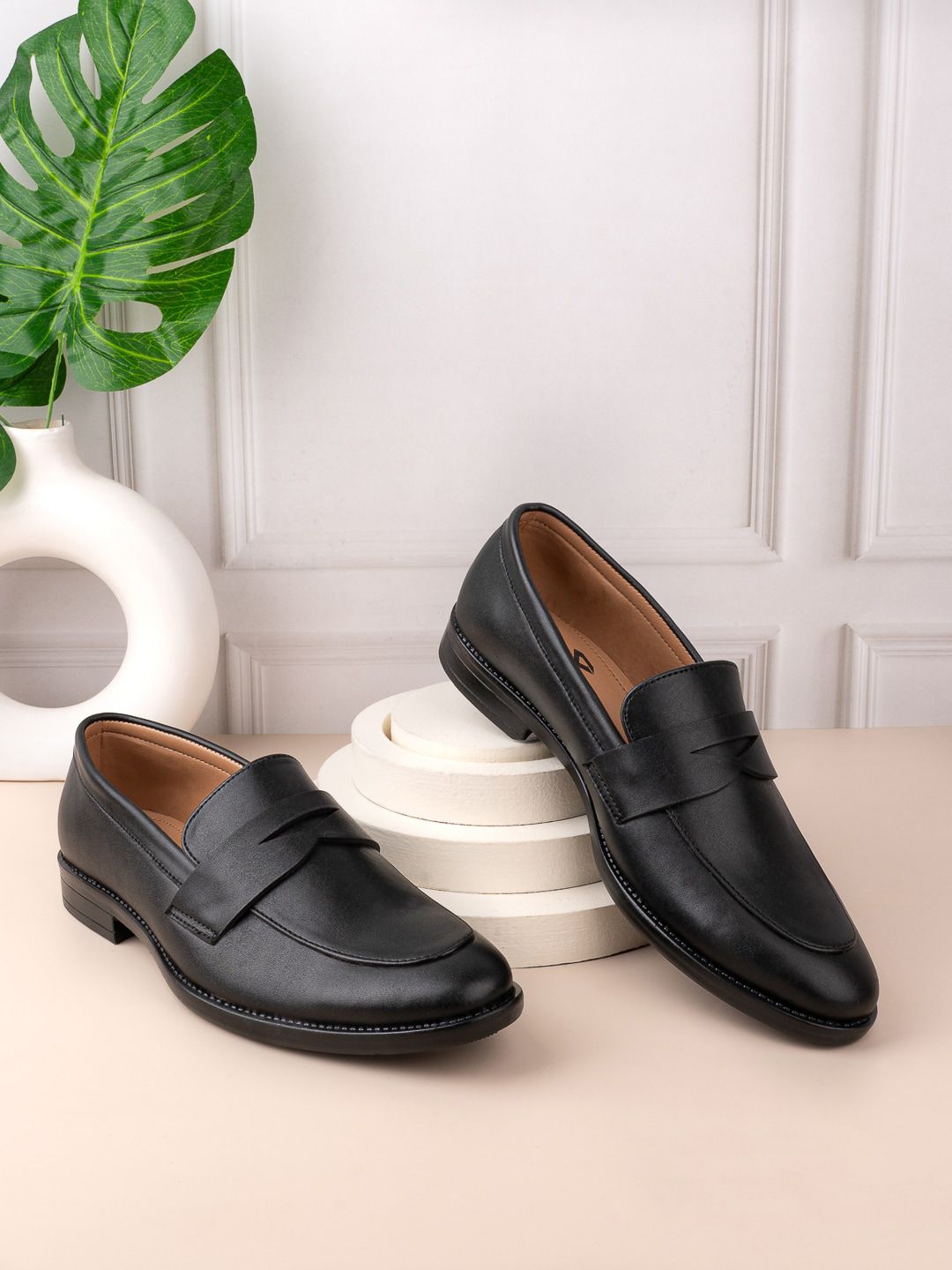 INVICTUS Men Slip-On Formal Loafers