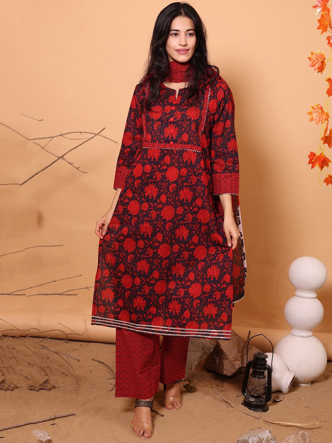 R RANAK CREATION Women Red Floral Printed Regular Kurta with Palazzos & With Dupatta