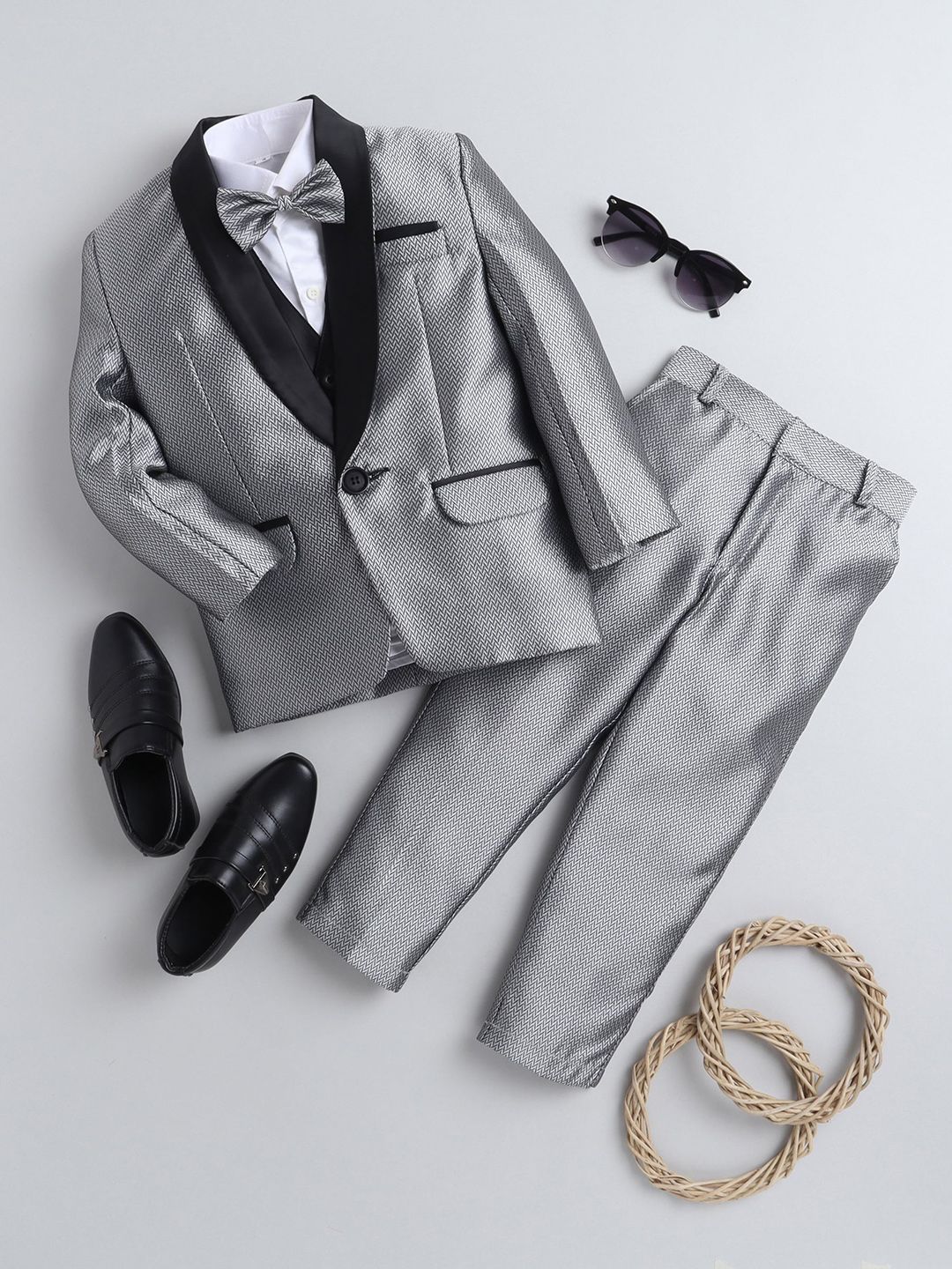 BAESD Boys Self-Design Tuxedo Suits