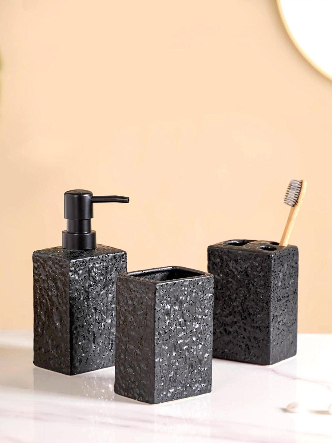Nestasia Black 3 Pieces Textured Ceramic Bathroom Accessories