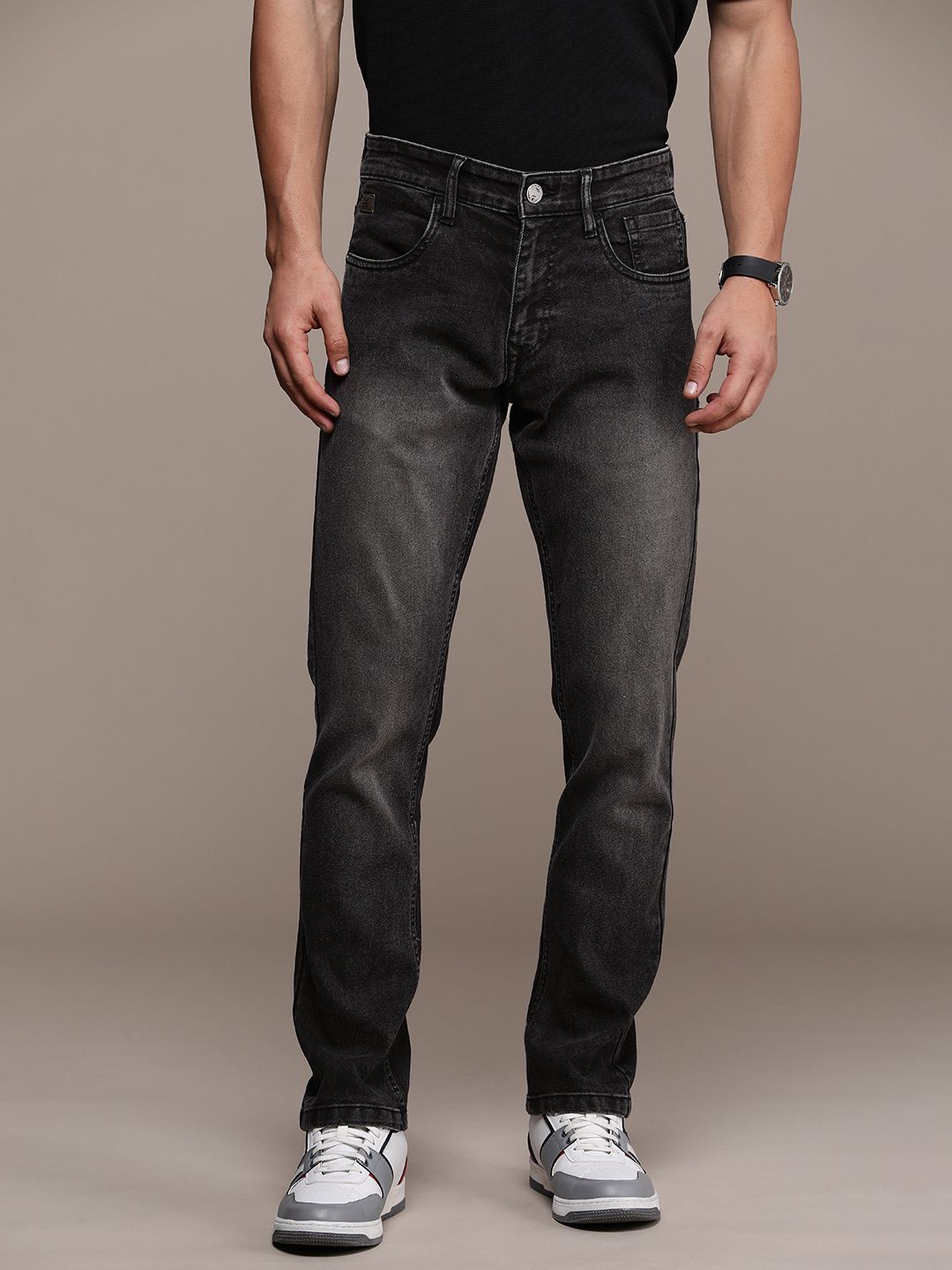 WROGN Men Mid Rise Heavy Fade Stretchable Jeans