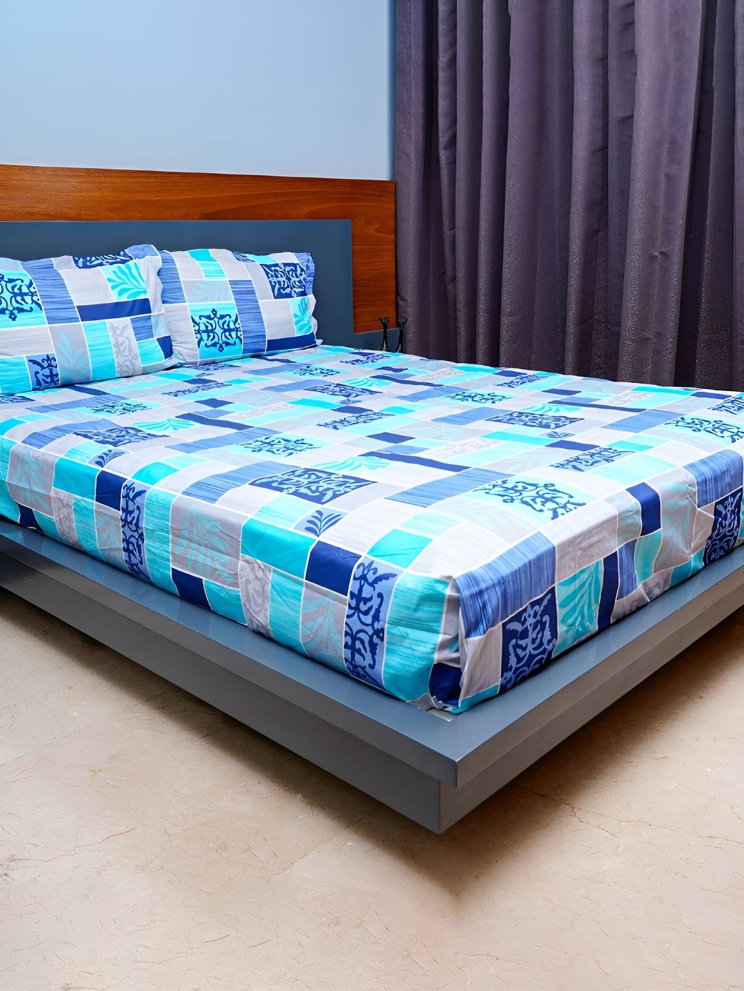 inizio Blue Geometric Cotton 220 TC Queen Fine Bedsheet with 2 Pillow Covers-100 x 90 inches