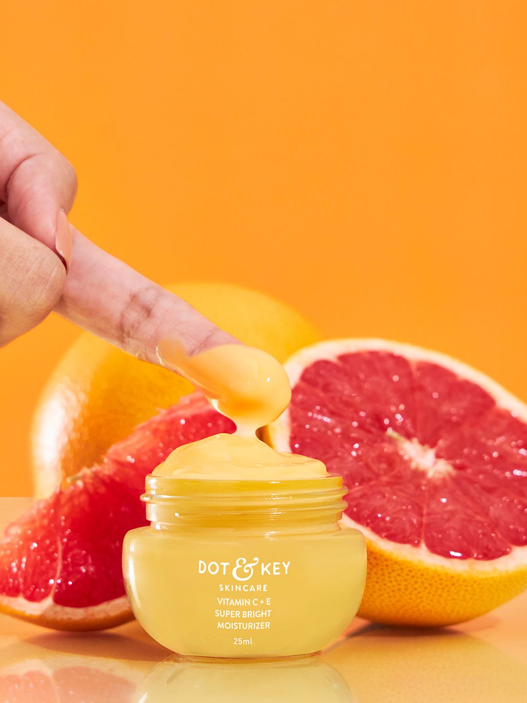 Buy DOT & KEY Set of Vitamin C+E Lip Plumping Mask 15ml + Oil Free Moisturizer 25ml - Skin Care Combo for Unisex 25993310