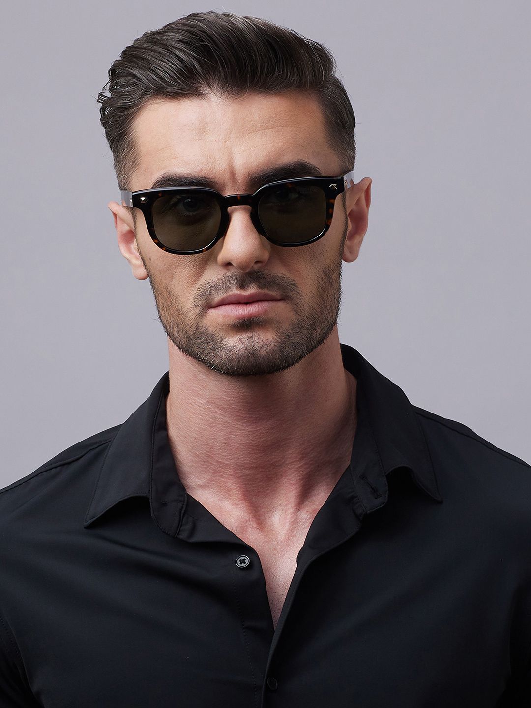 アラサス、オクマ Buy Shisen Fox OSAKA SMOKE Unisex Sunglass 48 - Sunglasses for