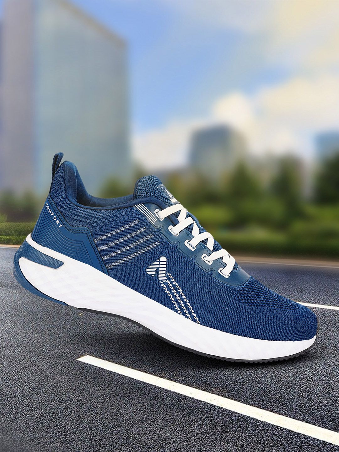 Aqualite Men Max Cushioning Revitalizing Bounce Lightweight Running Shoes