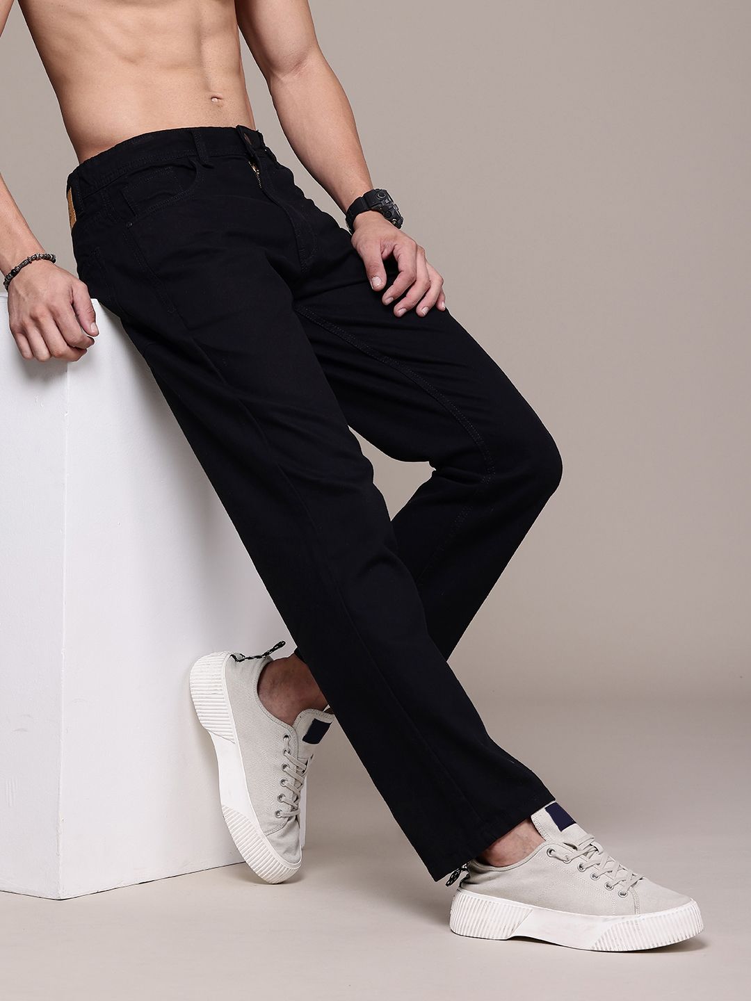 The Roadster Life Co. Men Pure Cotton Jeans
