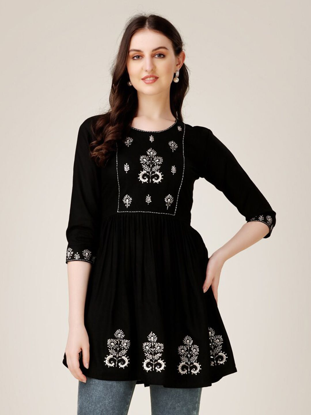 ARADHNA Black Embroidered Longline Top Price in India