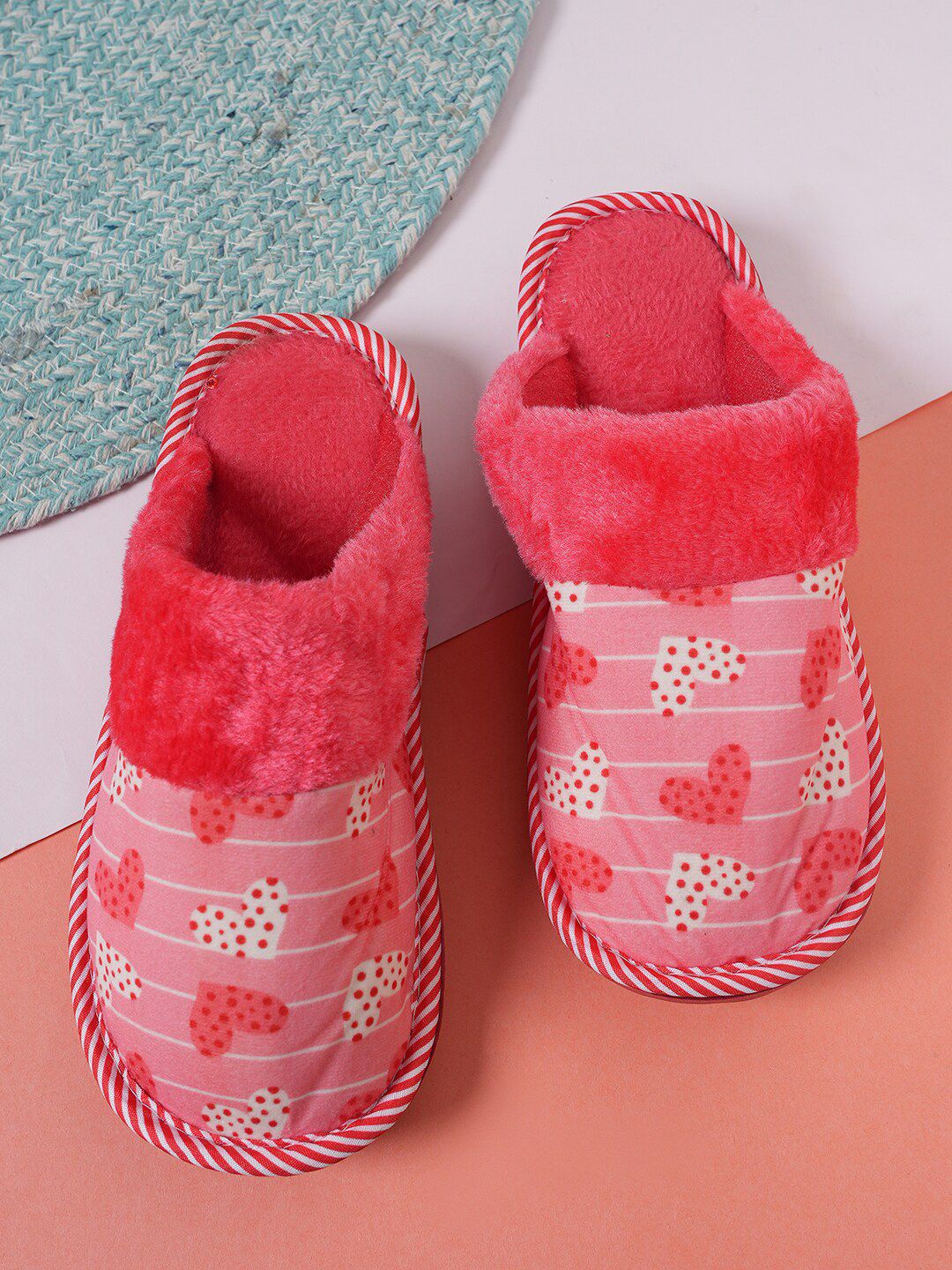 Walkfree Unisex Printed Fur Room Slippers