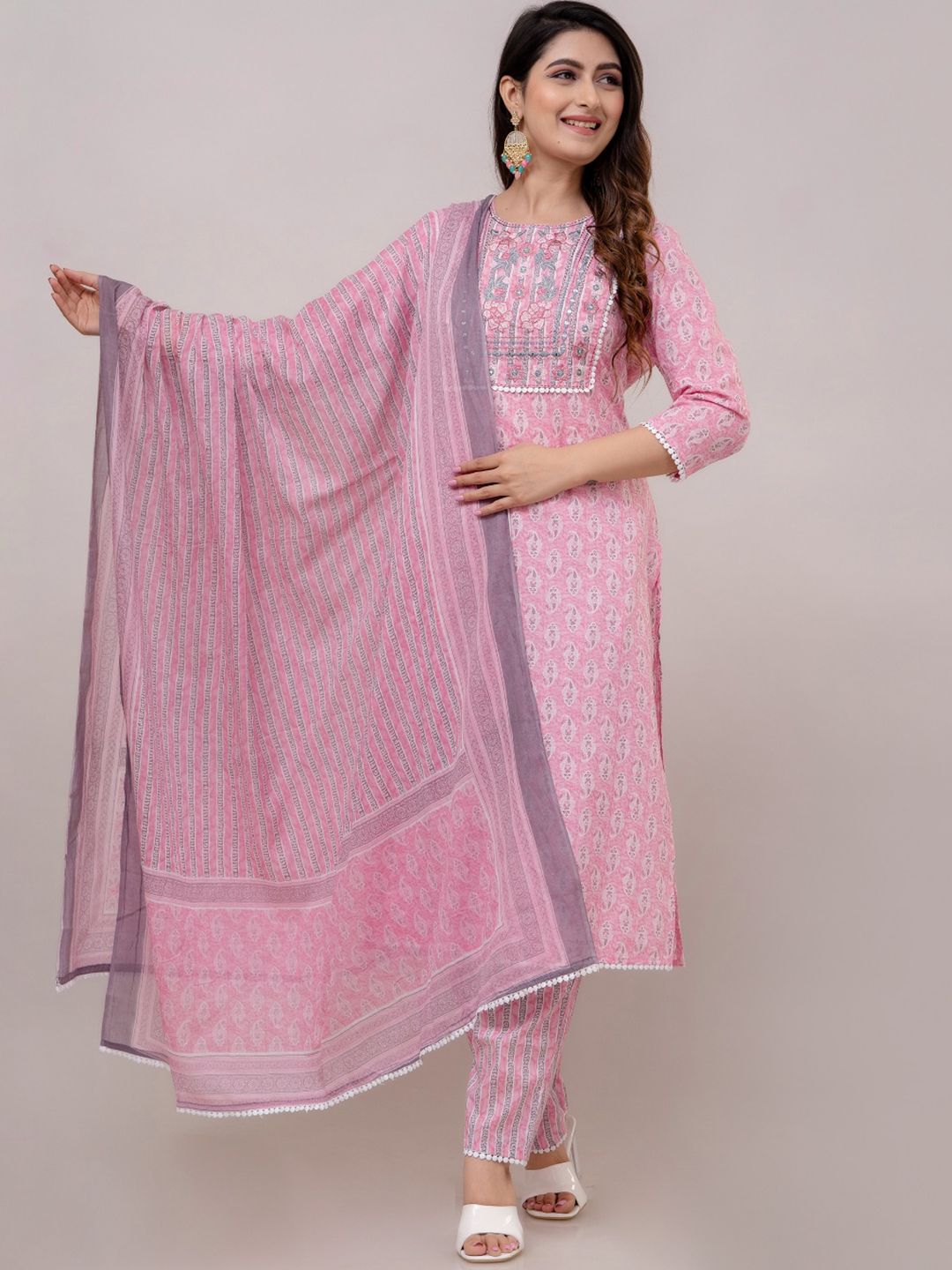 FrionKandy Women Pink Paisley Yoke Design Regular Patchwork Pure Cotton Kurta with Trousers & With Dupatta