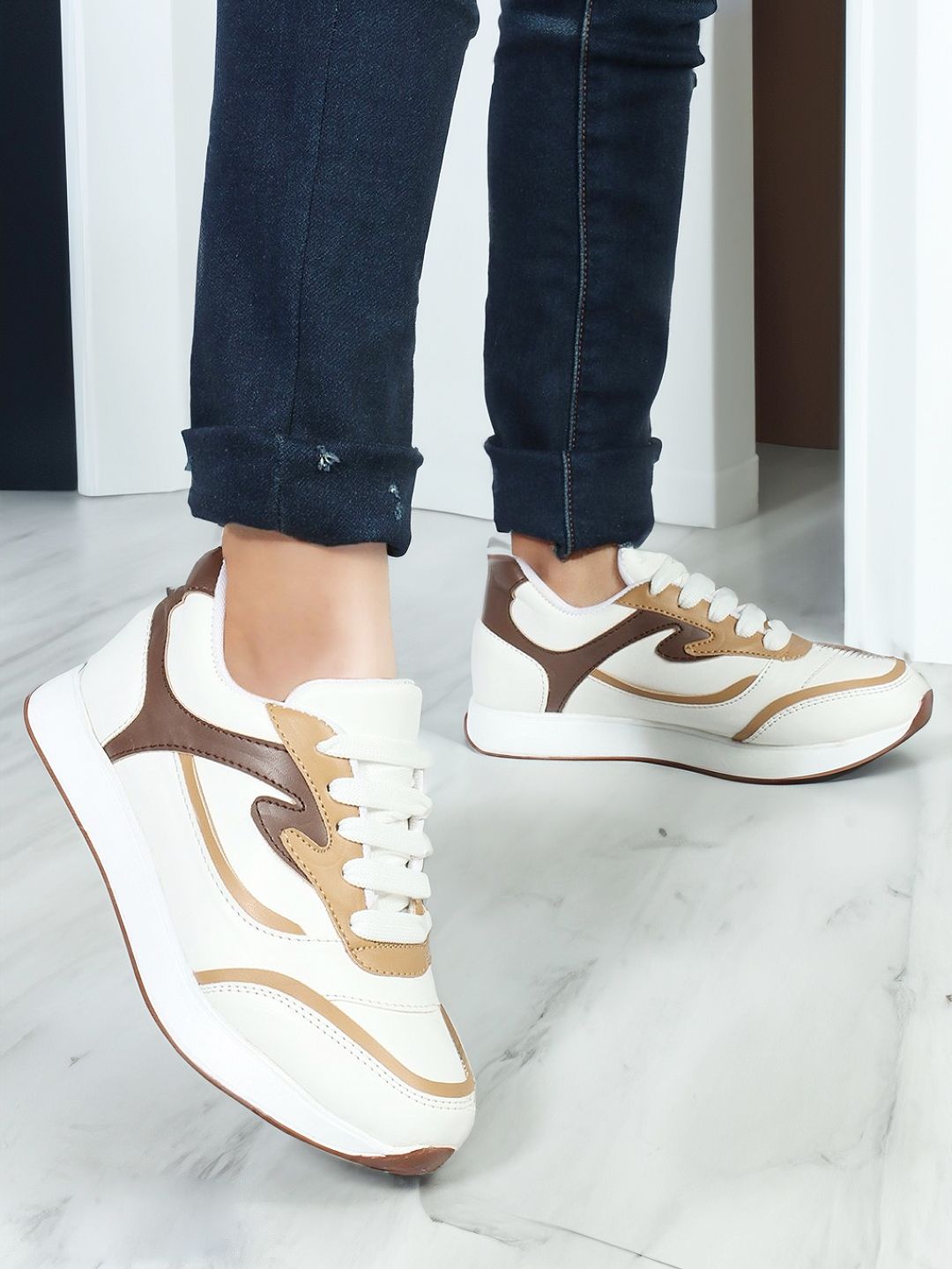 The Roadster Lifestyle Co. Women White & Brown Colourblocked Comfort Insole Sneakers