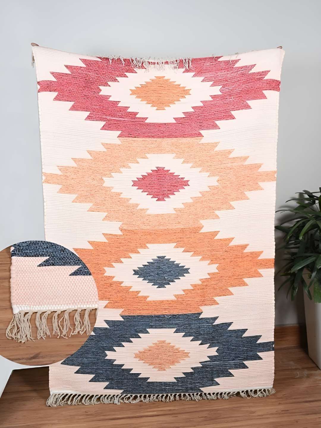 HOMADORN Cream & Pink Rectangular Printed Floor Dhurries