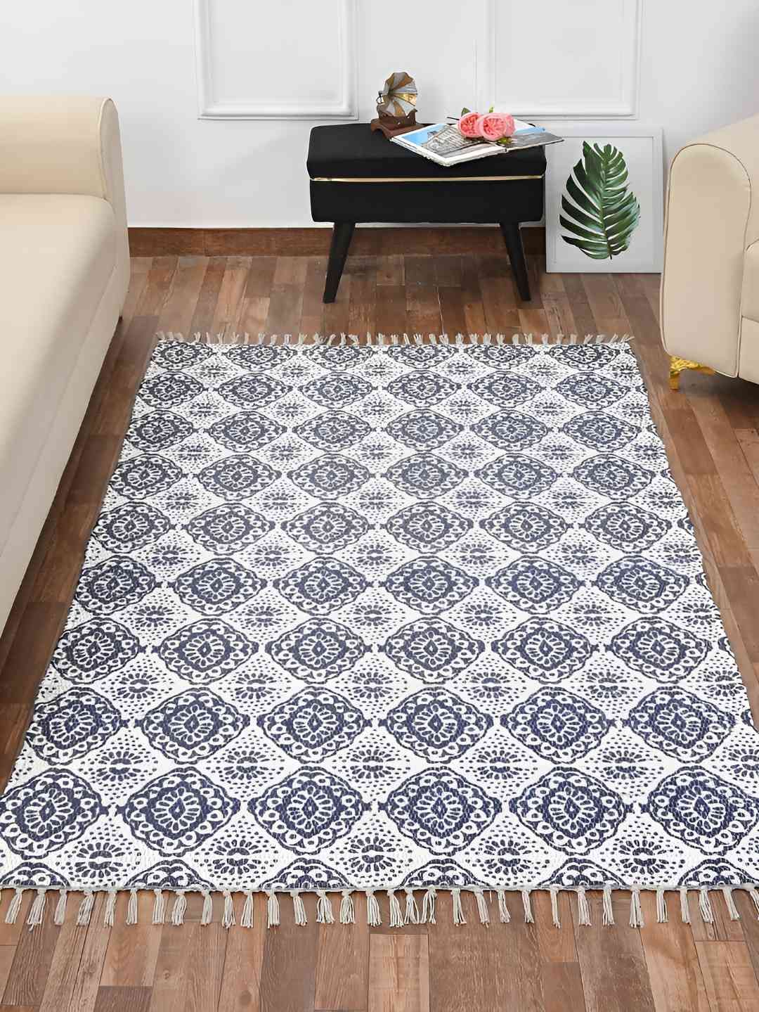 HOMADORN Blue White Ethnic Motifs No Shredding Handmade Rectangular Floor Dhurries