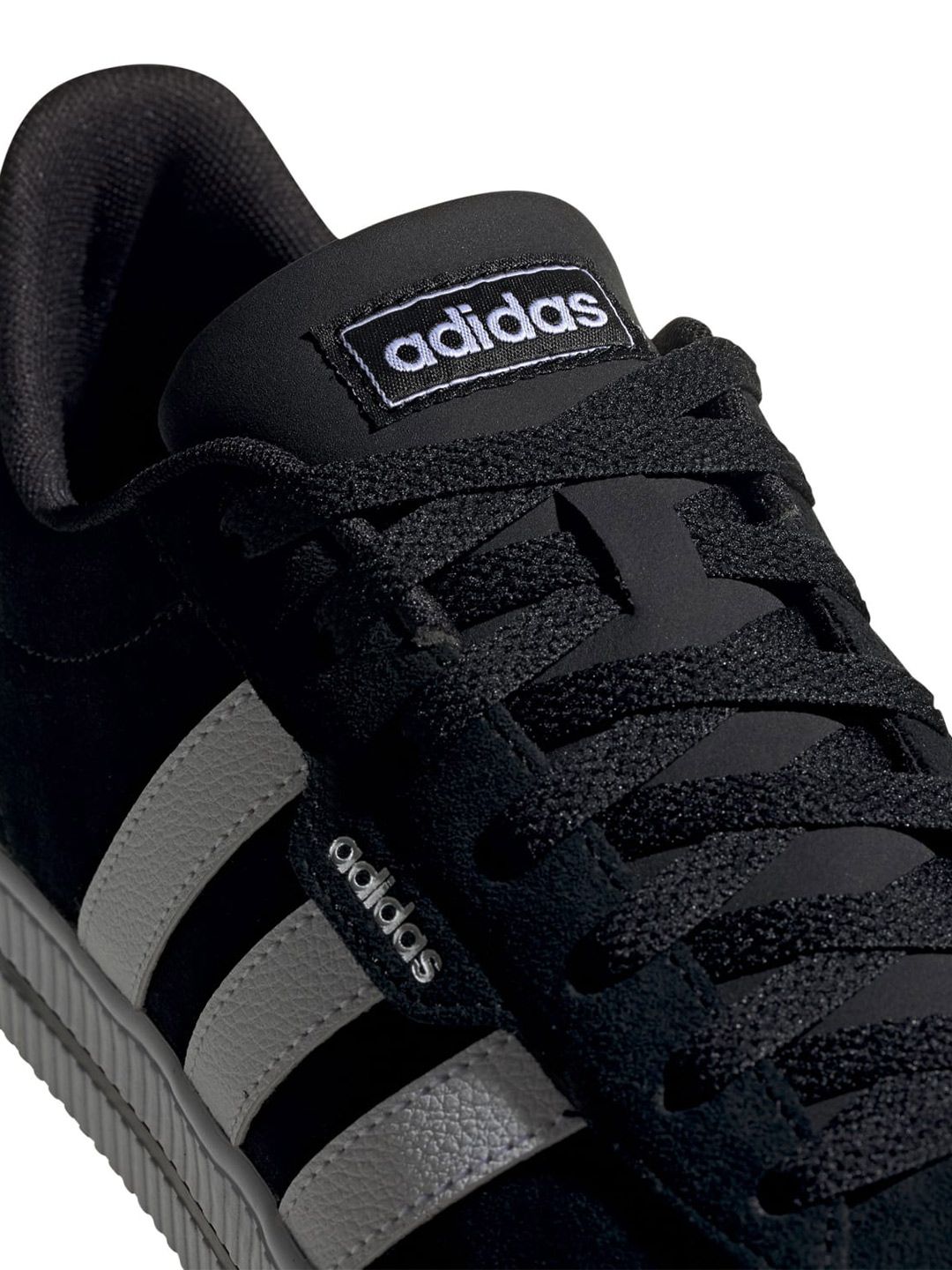 Buy ADIDAS Men DAILY 3.0 Skateboarding Sneakers - Sports Shoes for Men  26239080 | Myntra
