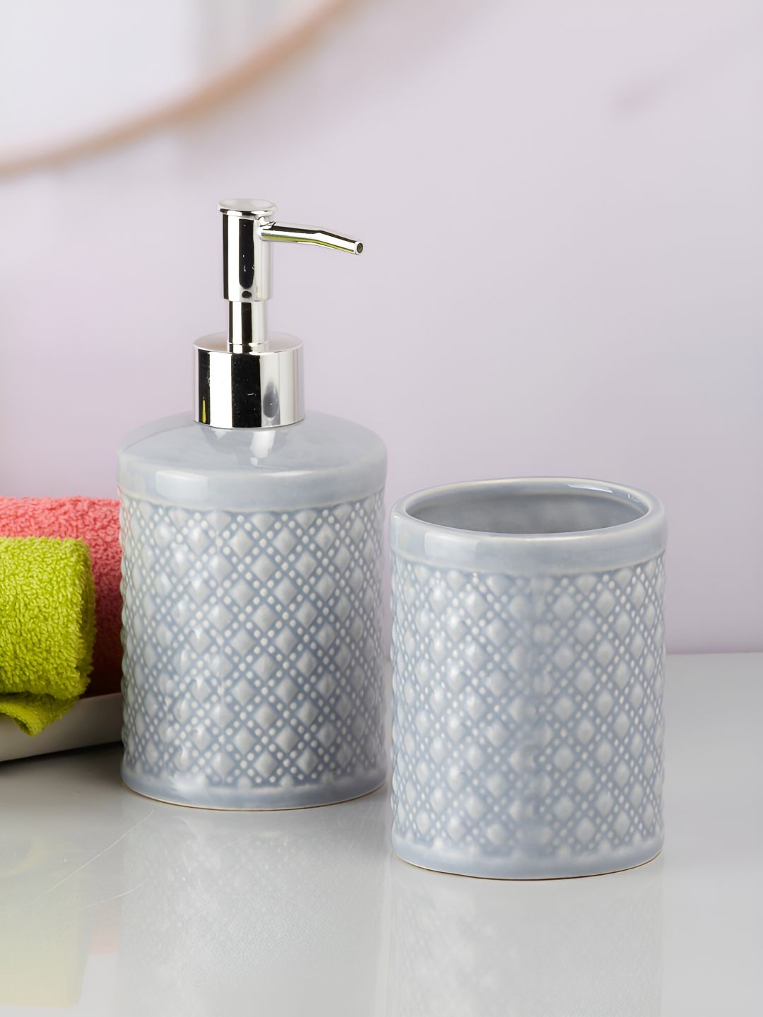 Kookee Grey 2 pieces Abstract Ceramic Bath Accessories Set