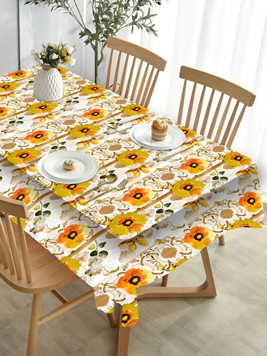 HOMADORN White & Beige Floral Printed 4-Seater Table Cover