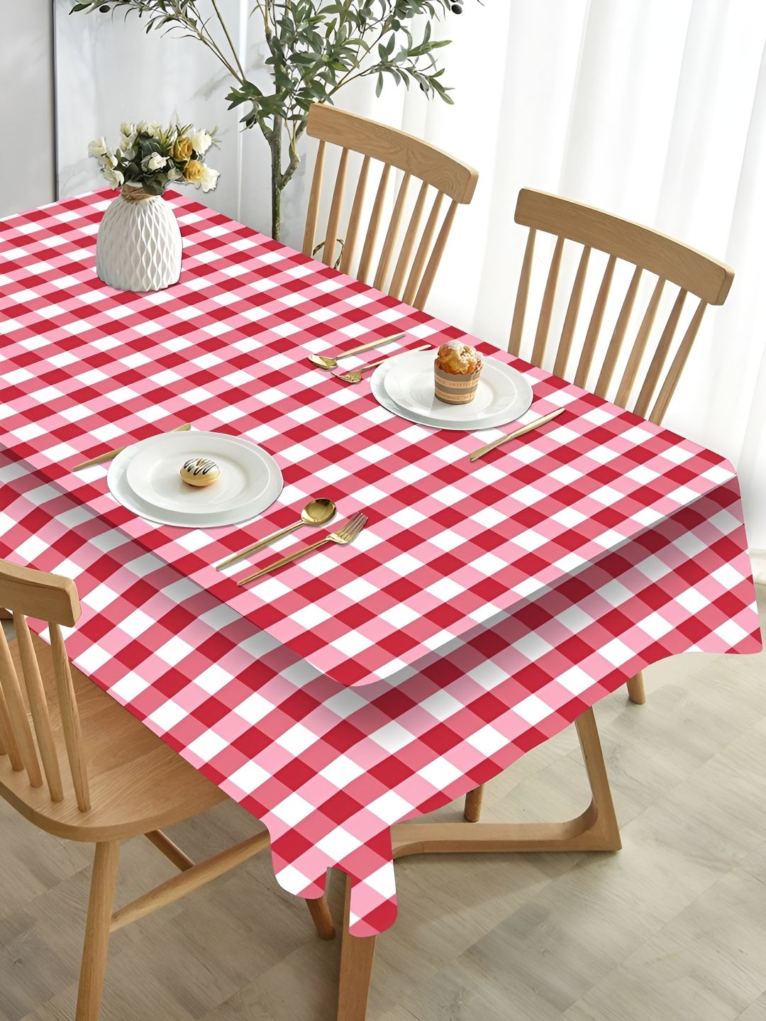 HOMADORN Pink & White Checked Printed 4 Seater Table Cover