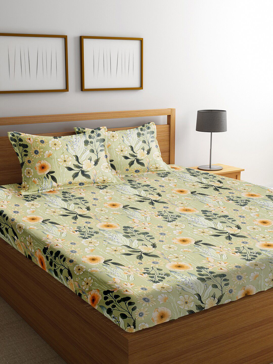 RAGO RAGO Relish Green Floral Microfiber 210 TC Queen Bedsheet with 2 Pillow Covers-91 x 98 inches