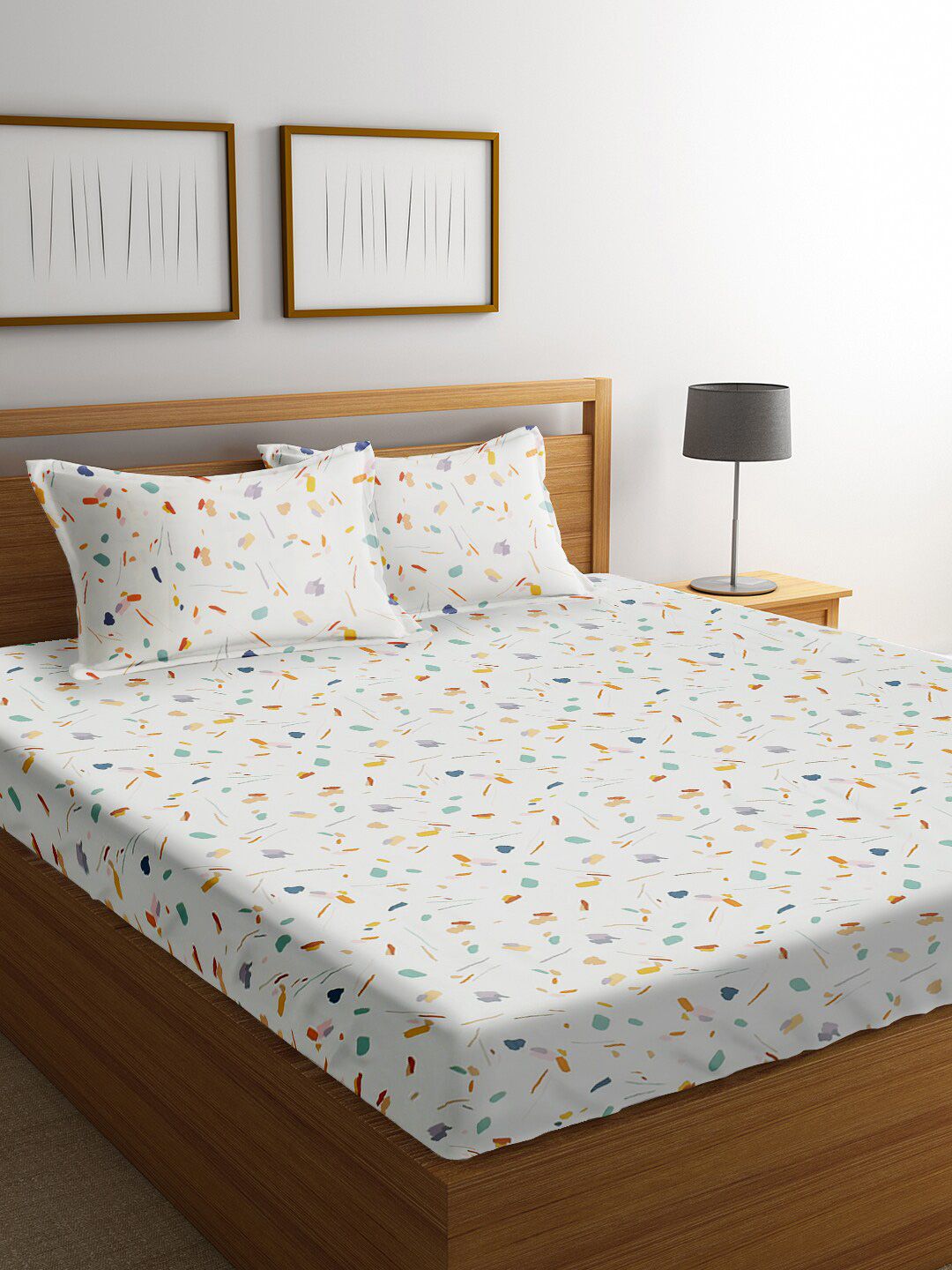 RAGO RAGO Relish White Conversational Microfiber 210 TC Queen Superfine Bedsheet with 2 Pillow Covers-91 x 98 inches