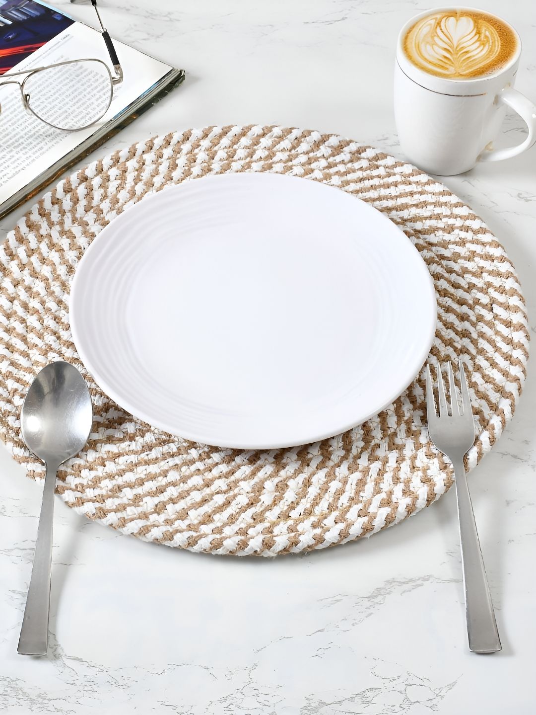 HOMADORN Brown & White 6 Pieces Braided  Cotton Round Reversible Table Placemats