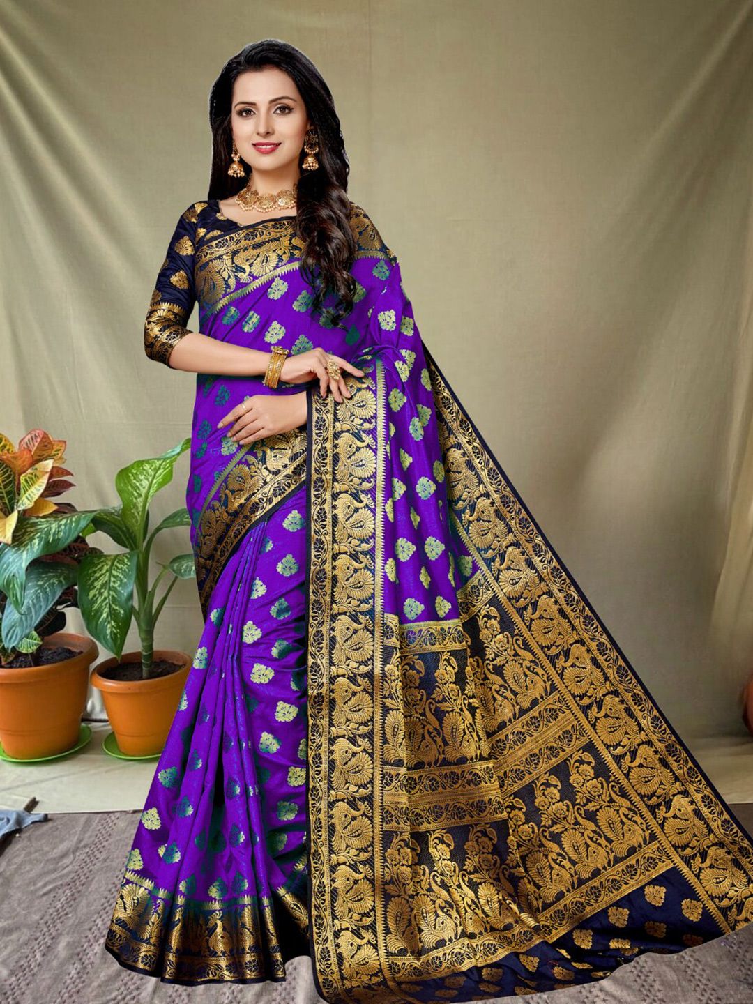 MAGMINA Navy Blue & Purple Floral Silk Blend Banarasi Saree